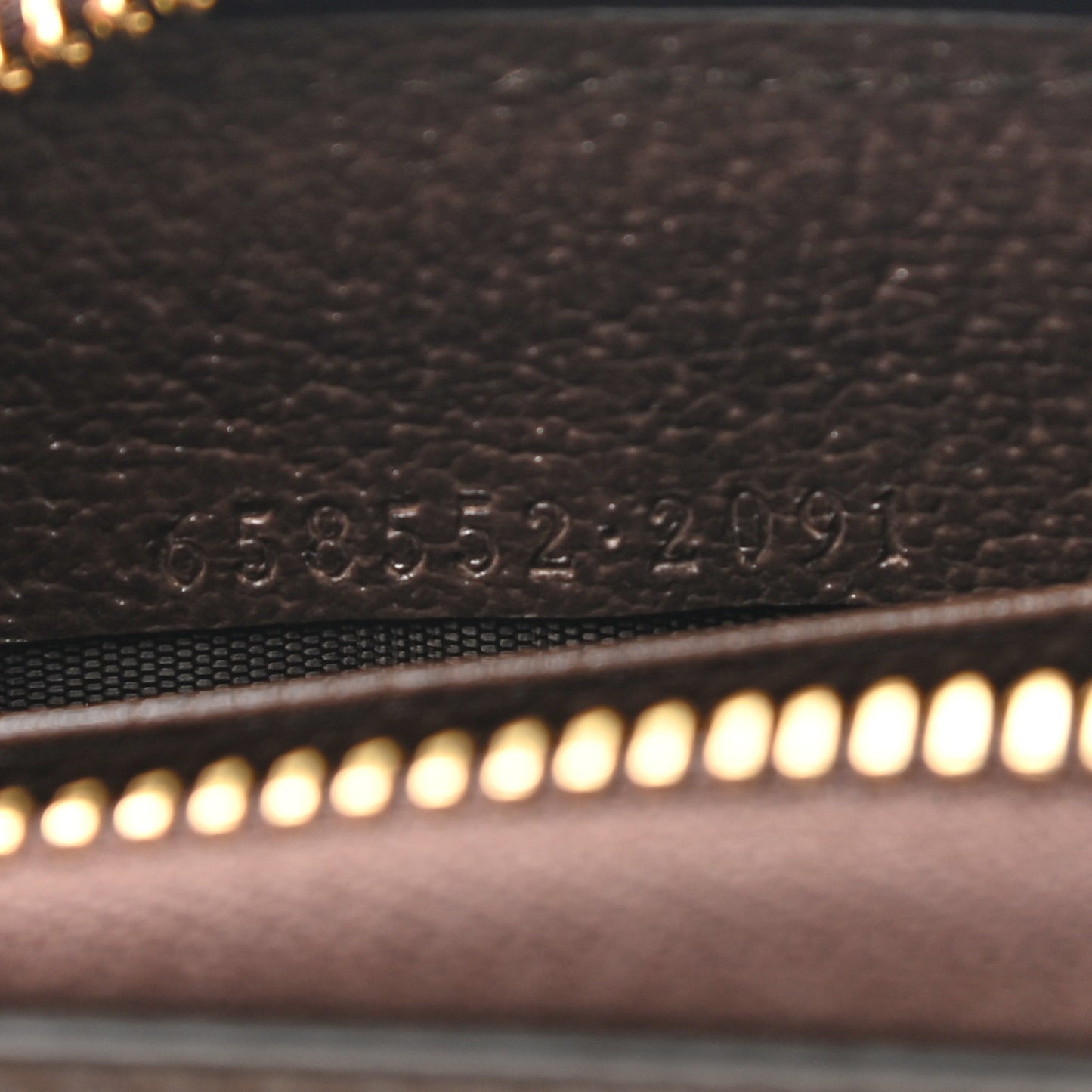 GG Supreme Monogram Textured Dollar Calfskin Web Ophidia Zip Around Card Case Wallet Beige Ebony New Acero