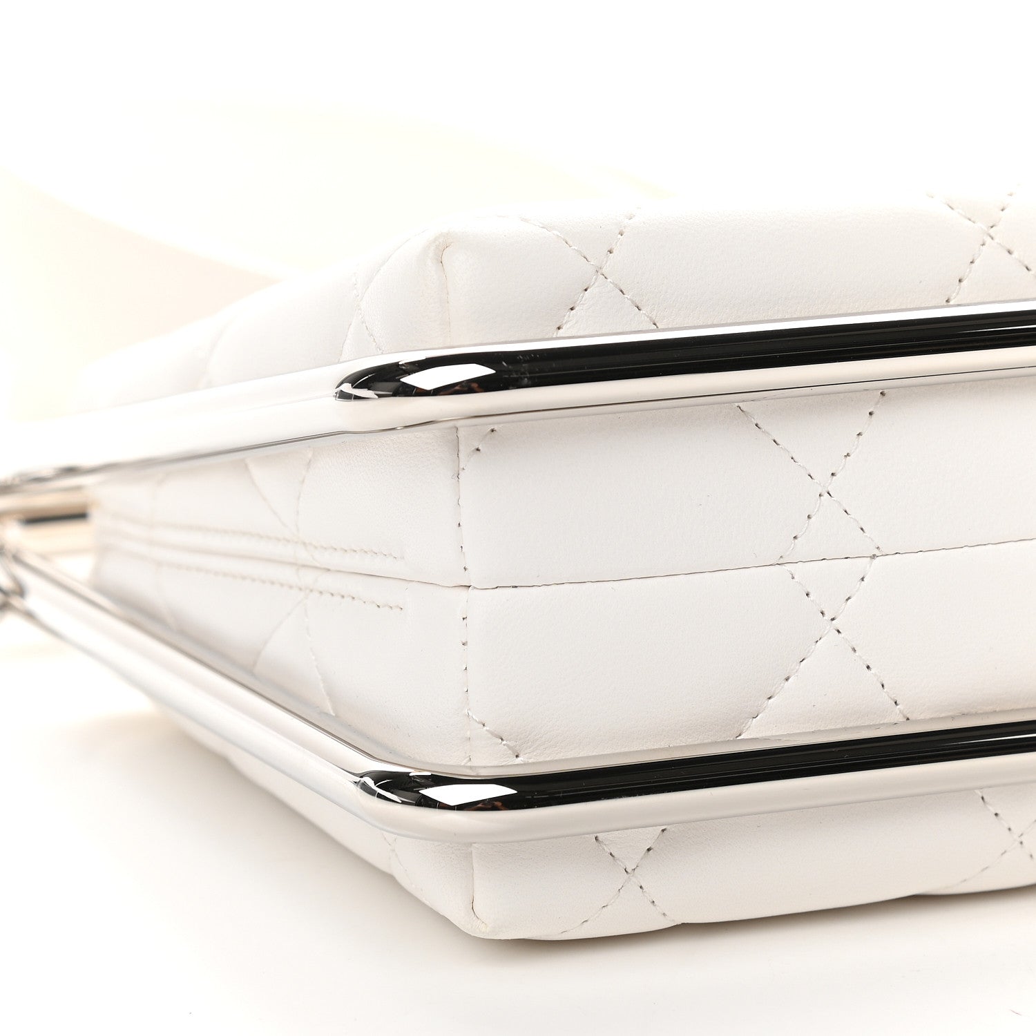 Chanel Quilted Lambskin Metal Bar Clutch Bag White 5 of 9