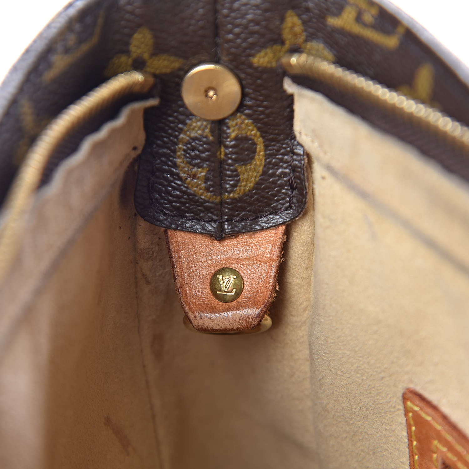Louis Vuitton Monogram Looping GM 9 of 16