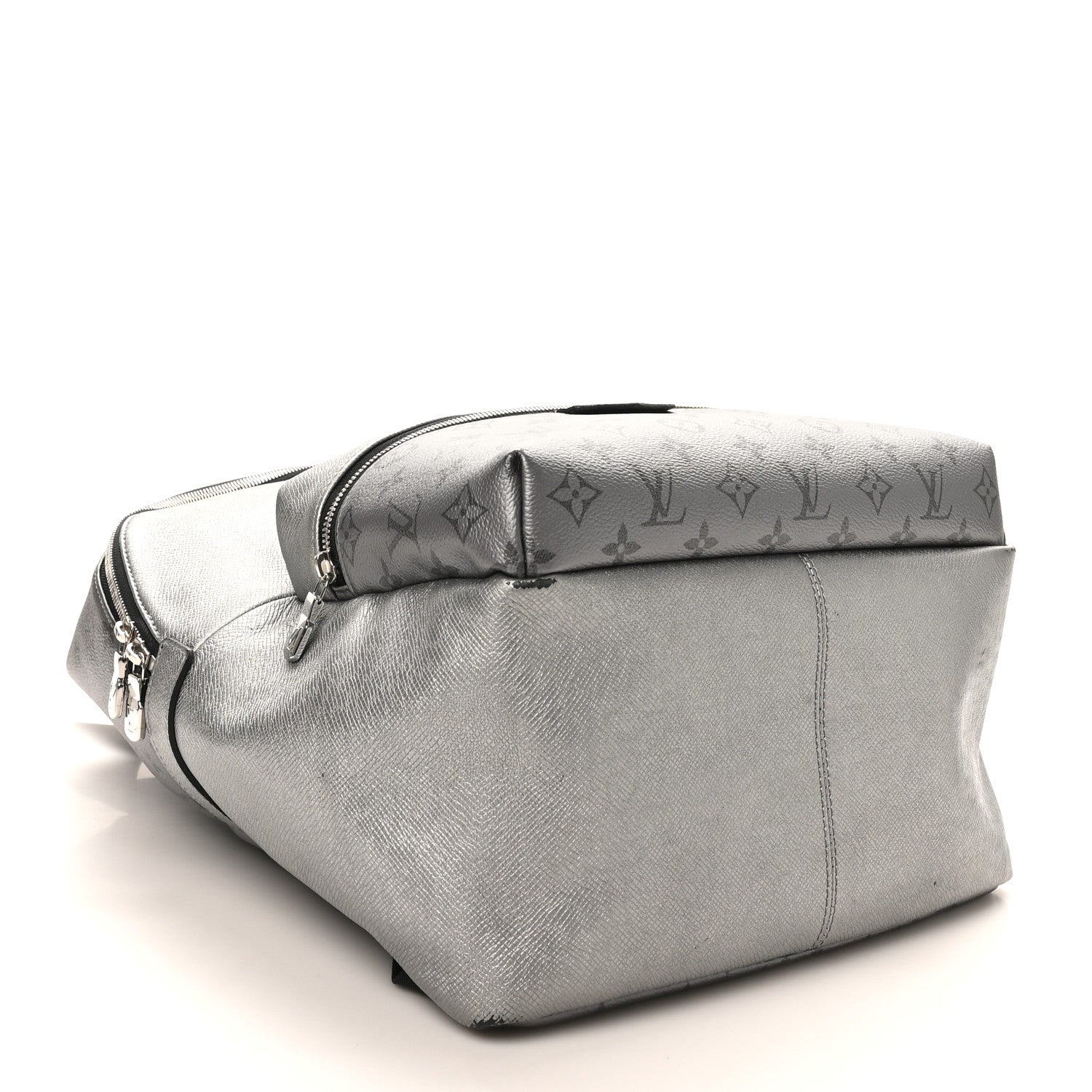 Louis Vuitton Monogram Taiga Discovery Backpack PM Silver 4 of 10
