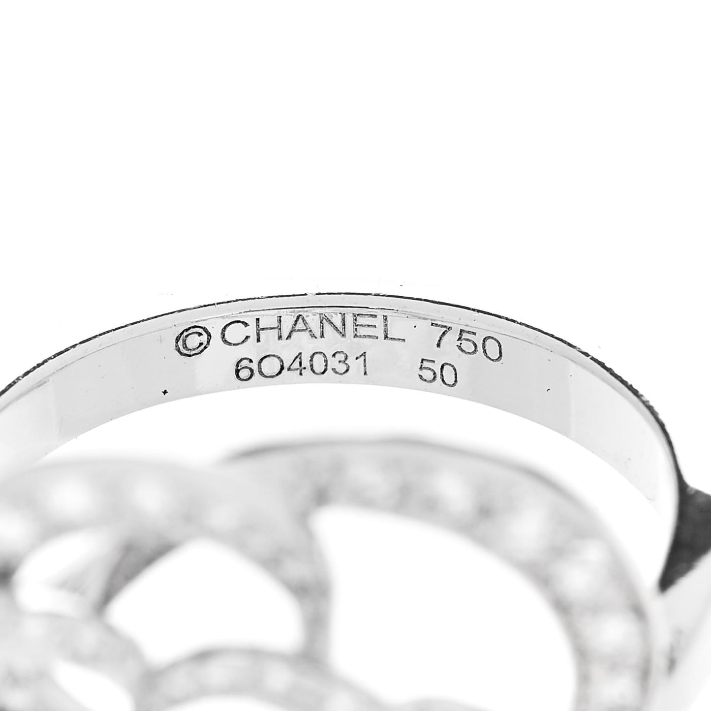 18K White Gold Diamond Medium Fil de Camelia Ring 50 5.25