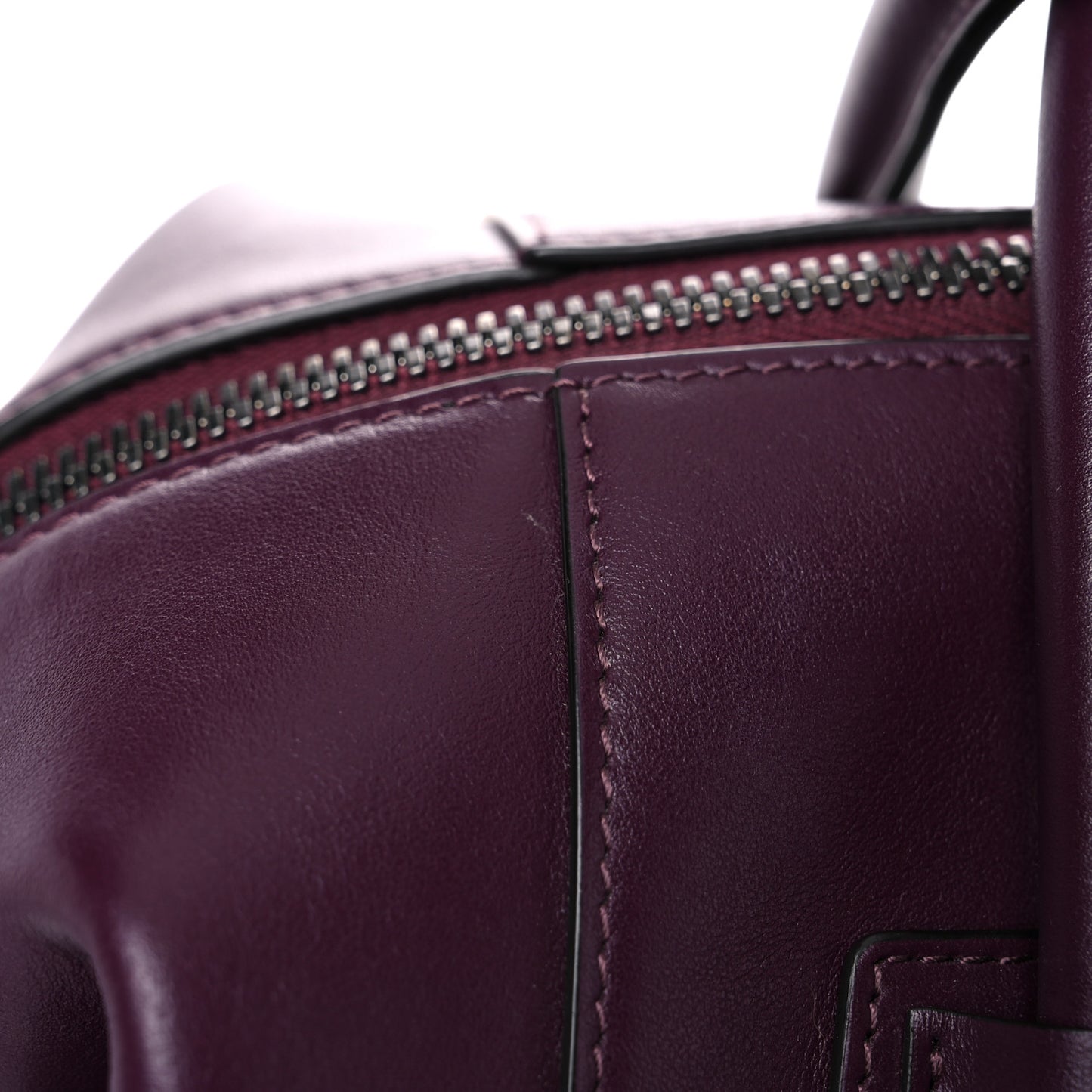 Smooth Calfskin Medium Soft Antigona Aubergine