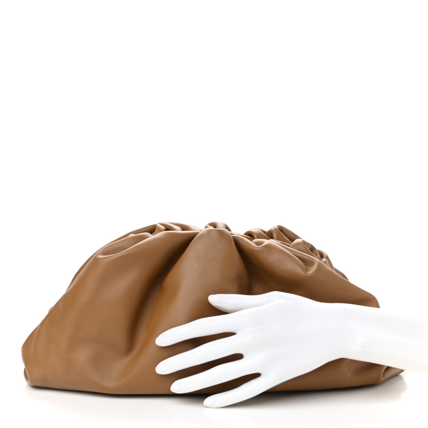 Bottega Veneta Smooth Butter Calf The Pouch Oversized Clutch Cammello 2 of 10