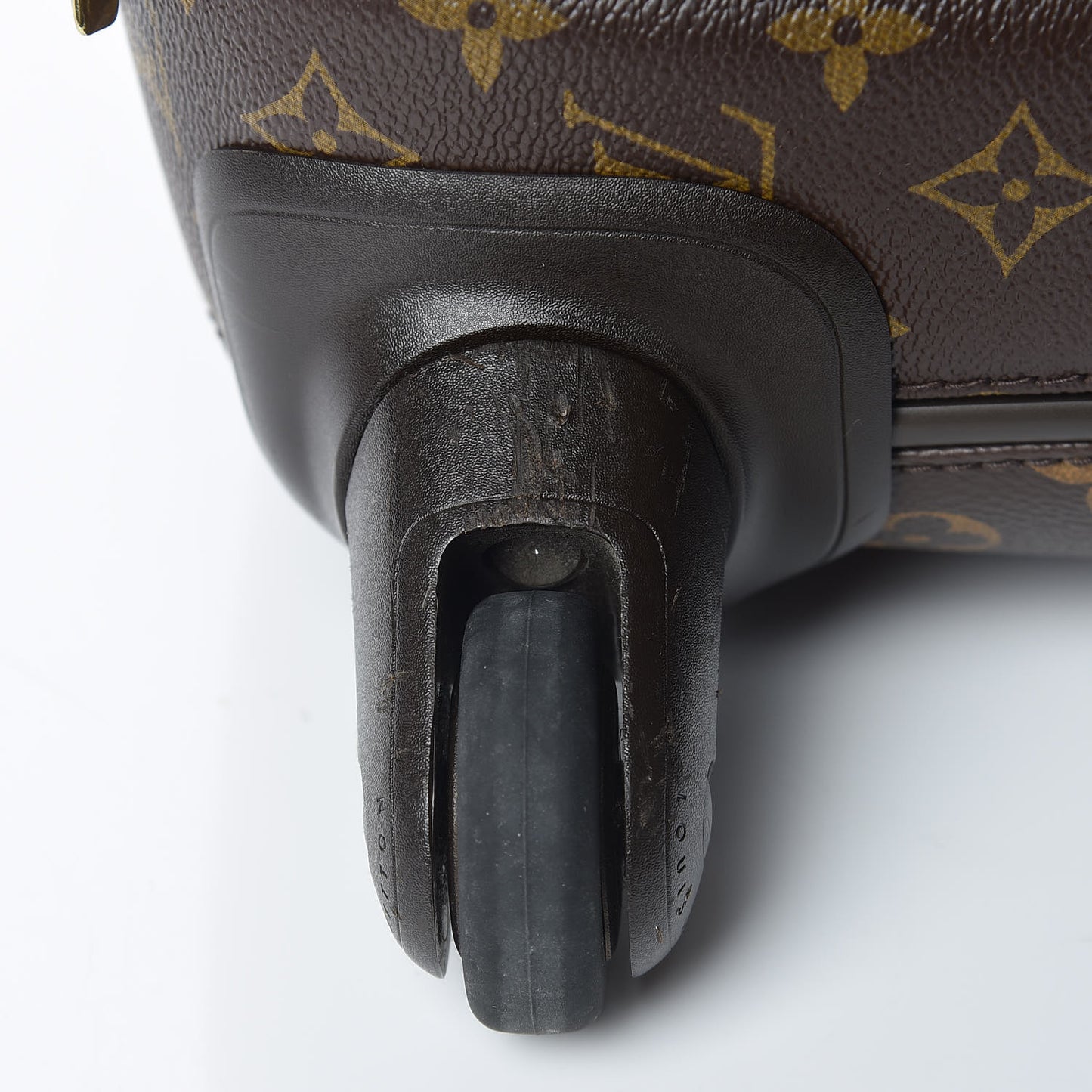 Monogram Zephyr 55