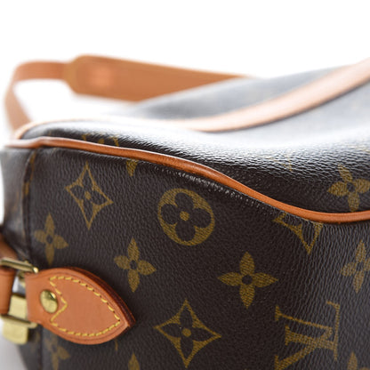 Louis Vuitton Monogram Blois 7 of 10