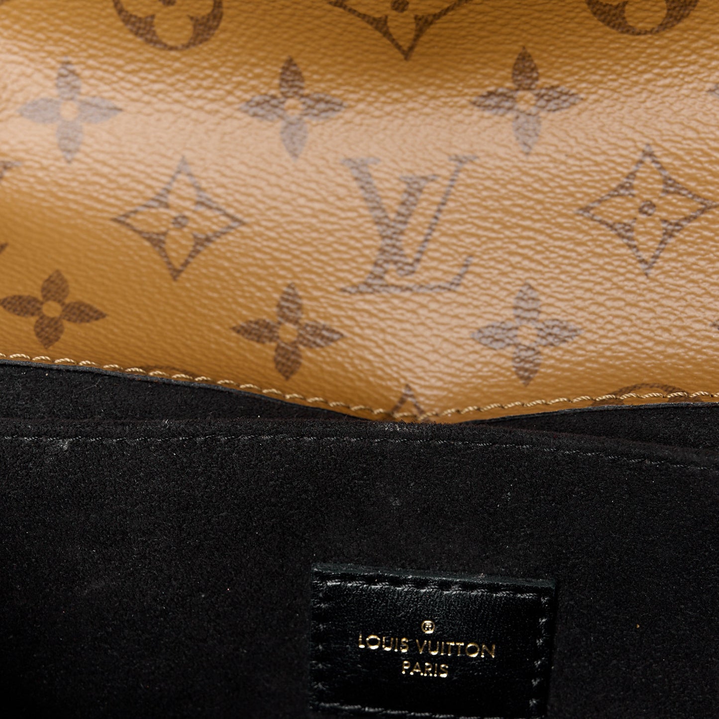 Reverse Monogram Pochette Metis