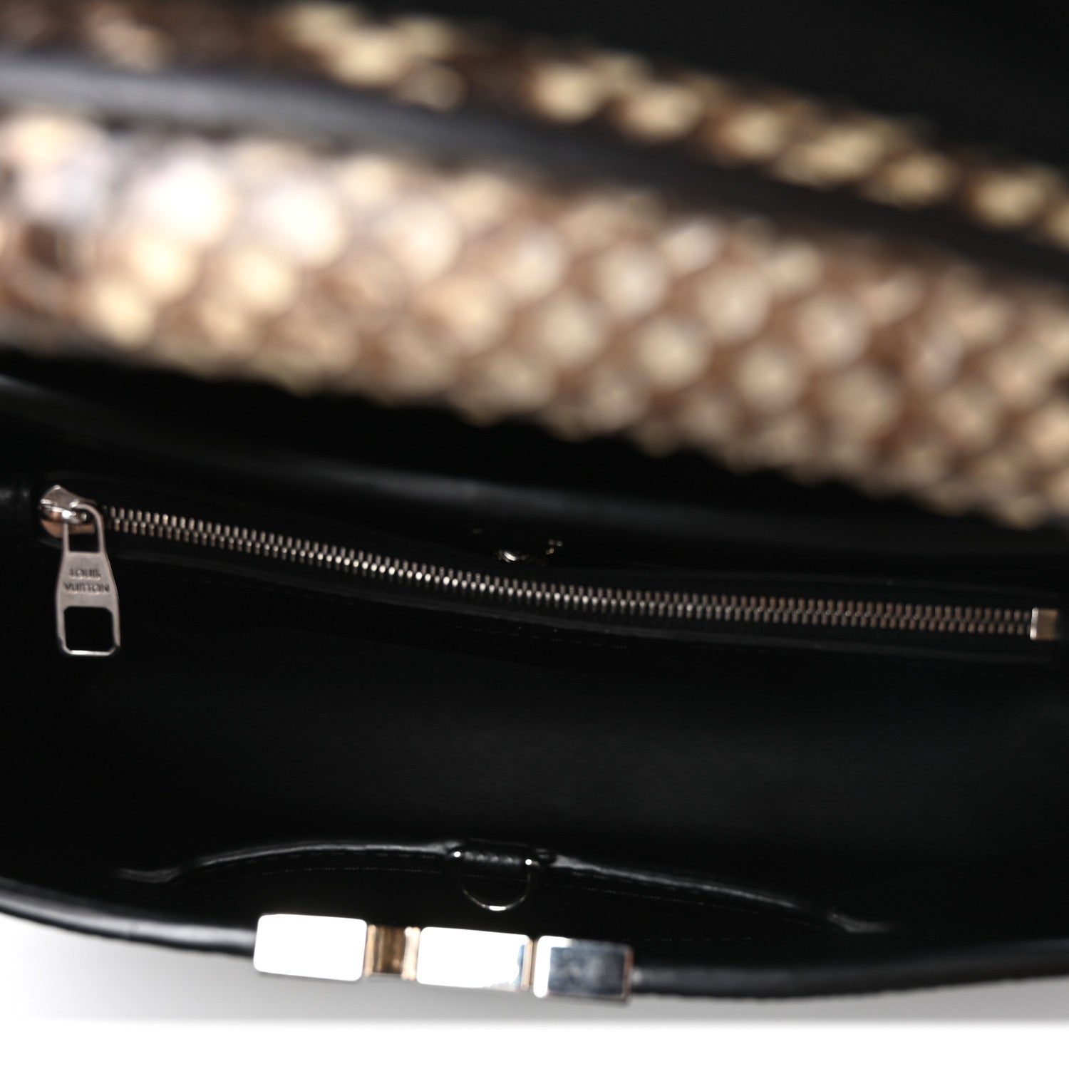 Louis Vuitton Taurillon Snakeskin Capucines MM Black 5 of 9