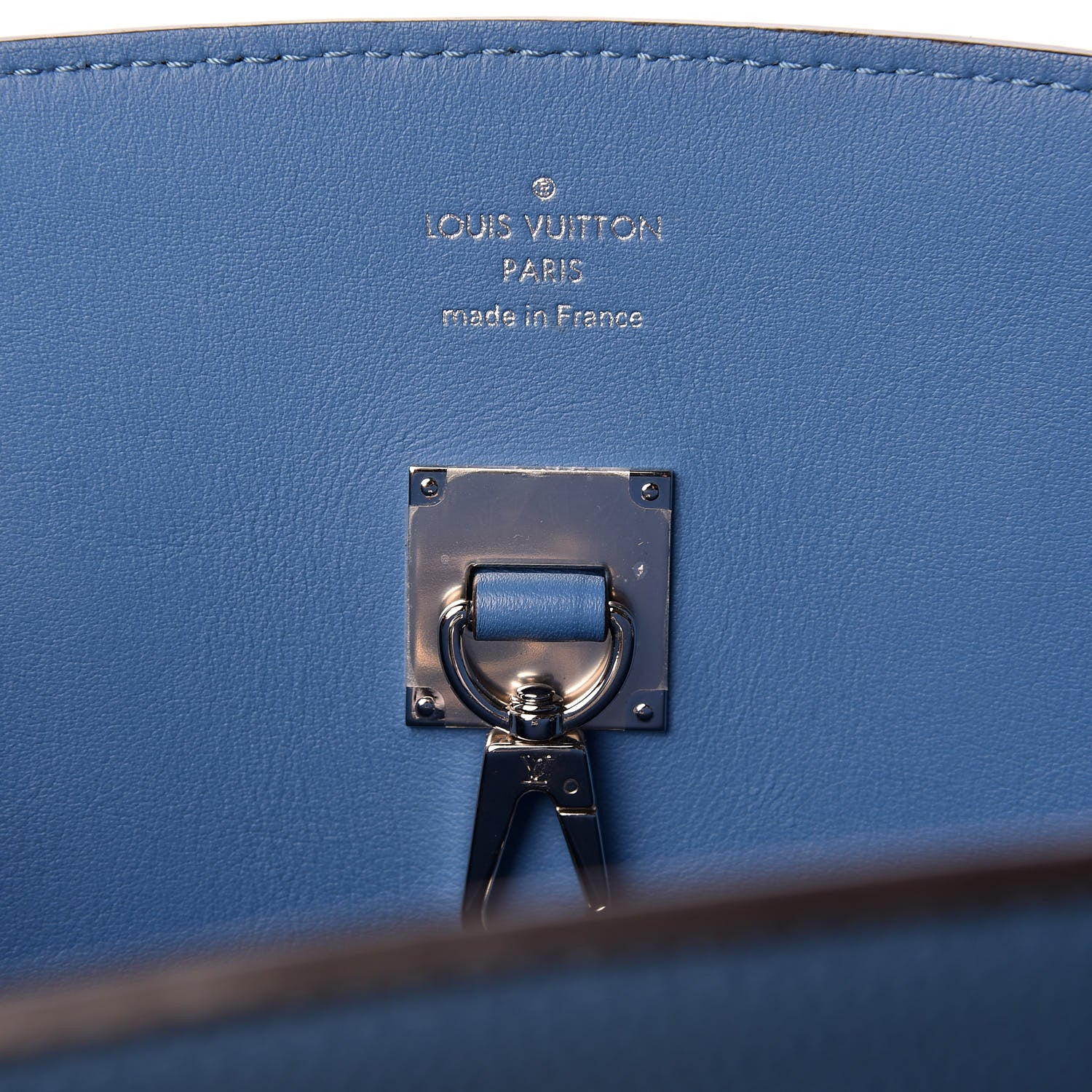 Louis Vuitton Veau Nuage Milla PM Blue Denim 8 of 9