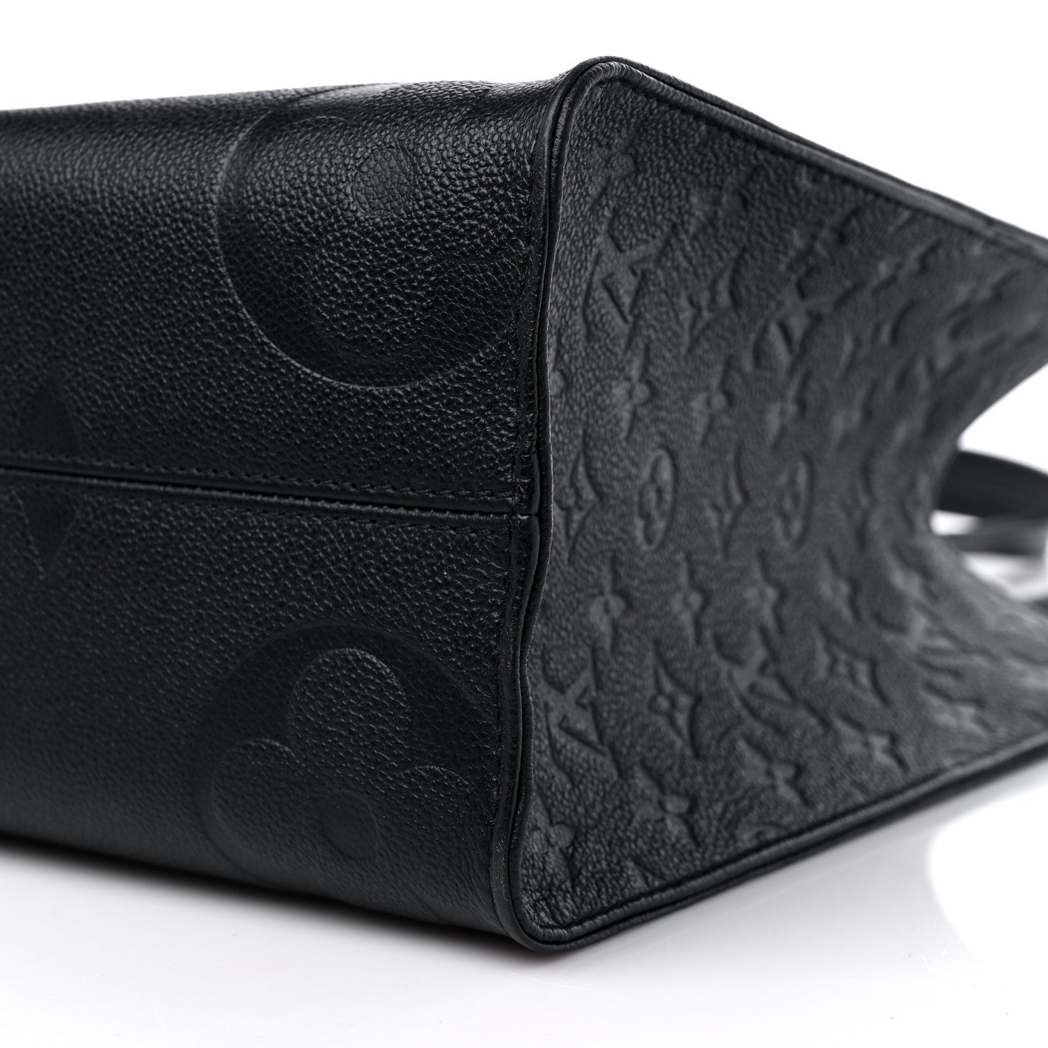Louis Vuitton Empreinte Monogram Giant Onthego MM Black 8 of 9