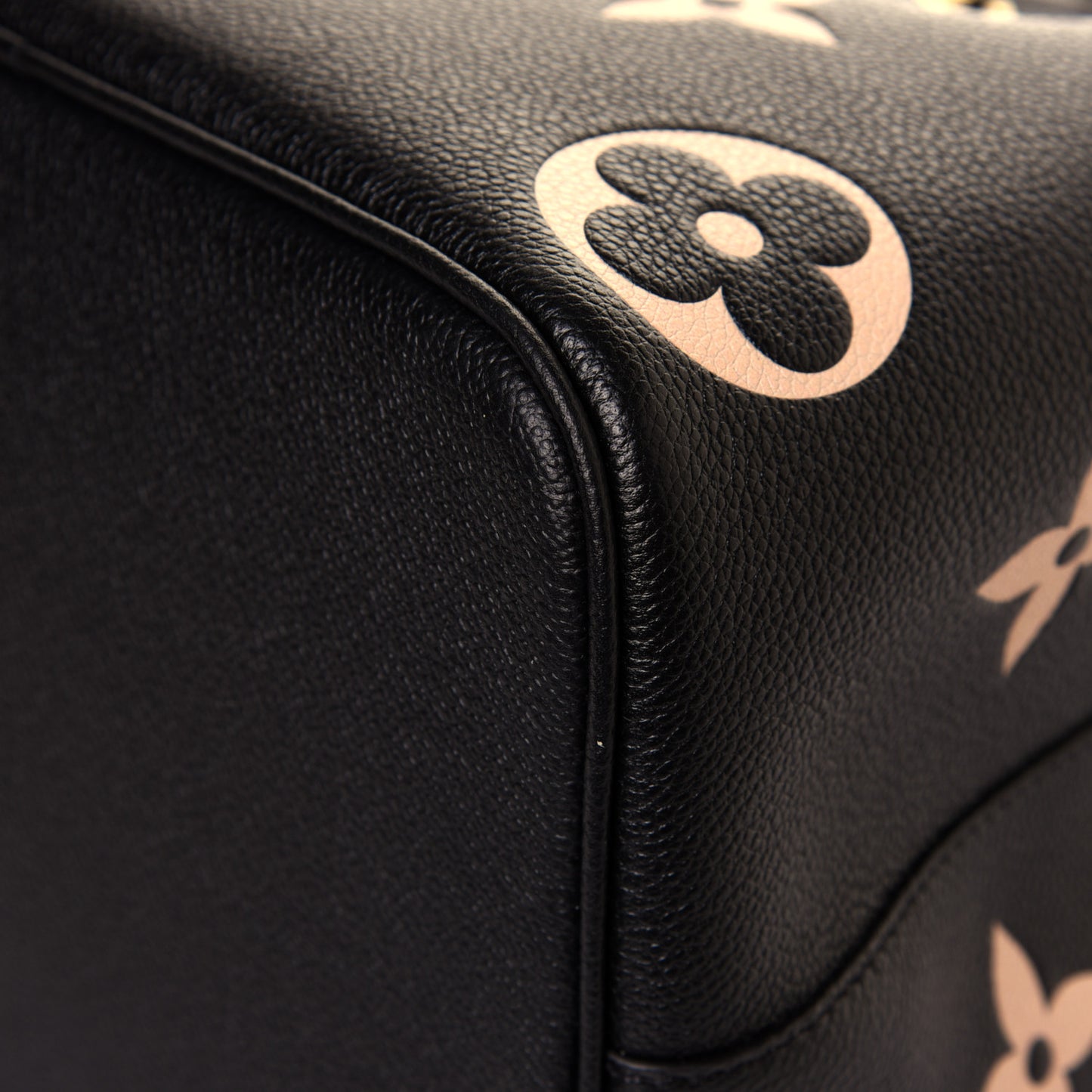 Empreinte Monogram Giant Neonoe MM Black Beige