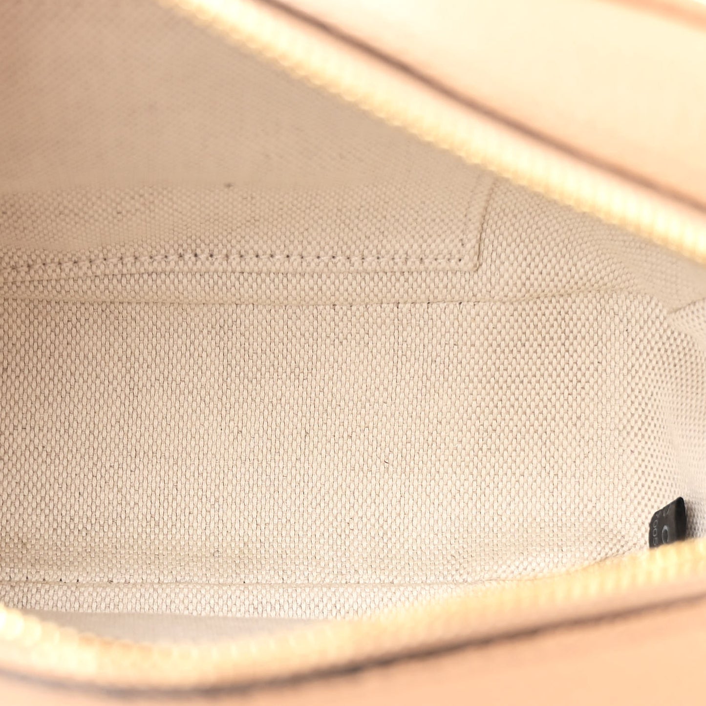 Pebbled Calfskin Small Soho Disco Bag Camelia