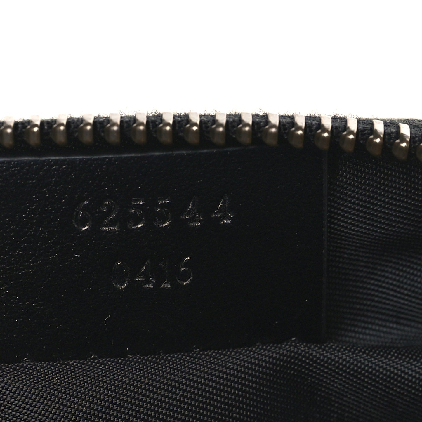 Calfskin Matelasse GG Marmont Pouch Cosmetic Case Black