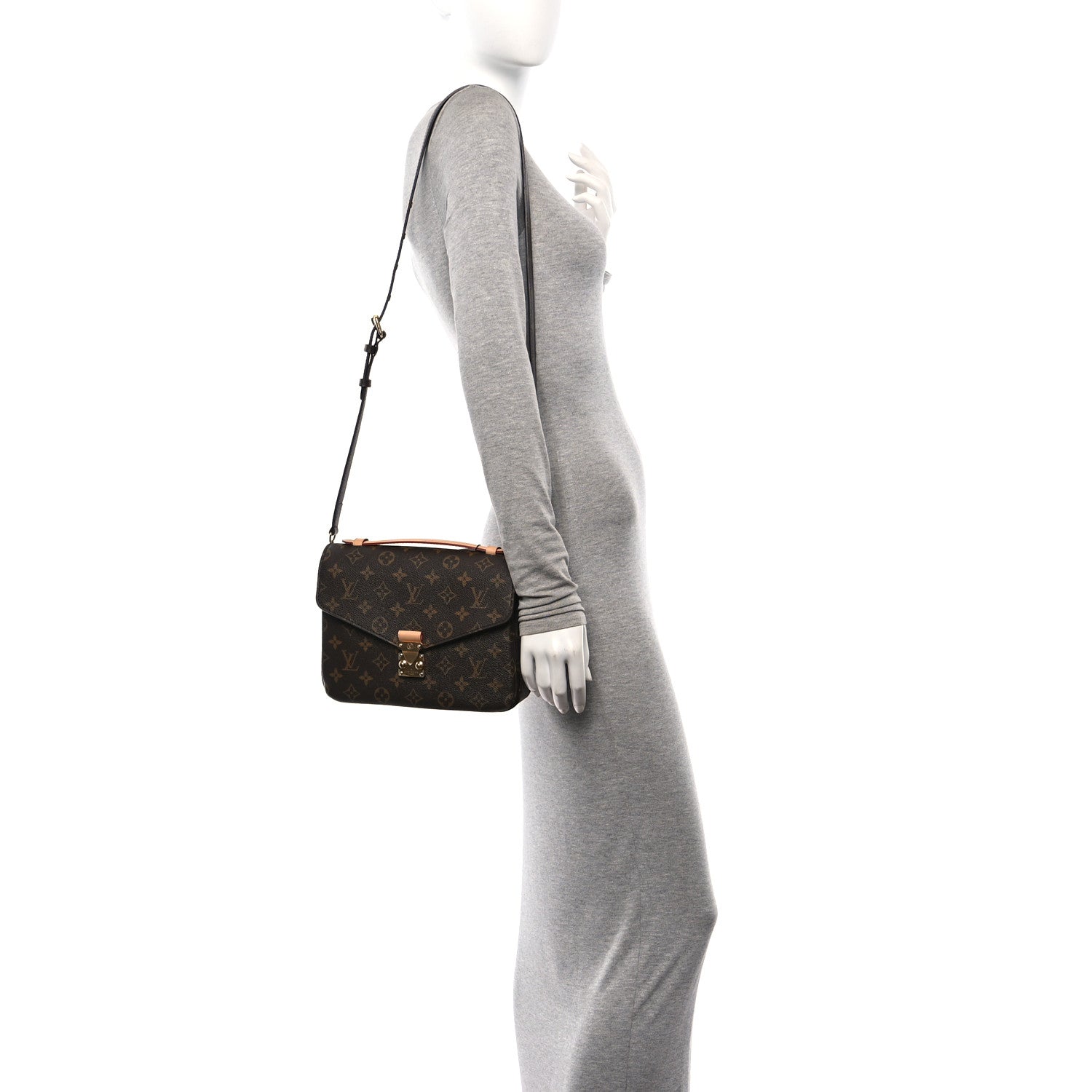 Louis Vuitton Monogram Pochette Metis 2 of 9