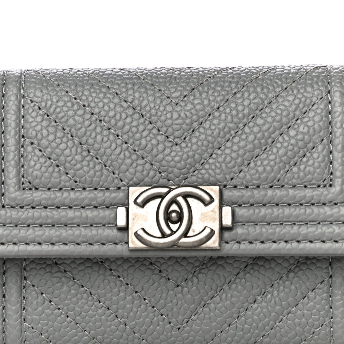 Caviar Chevron Quilted Boy Card Holder Grey