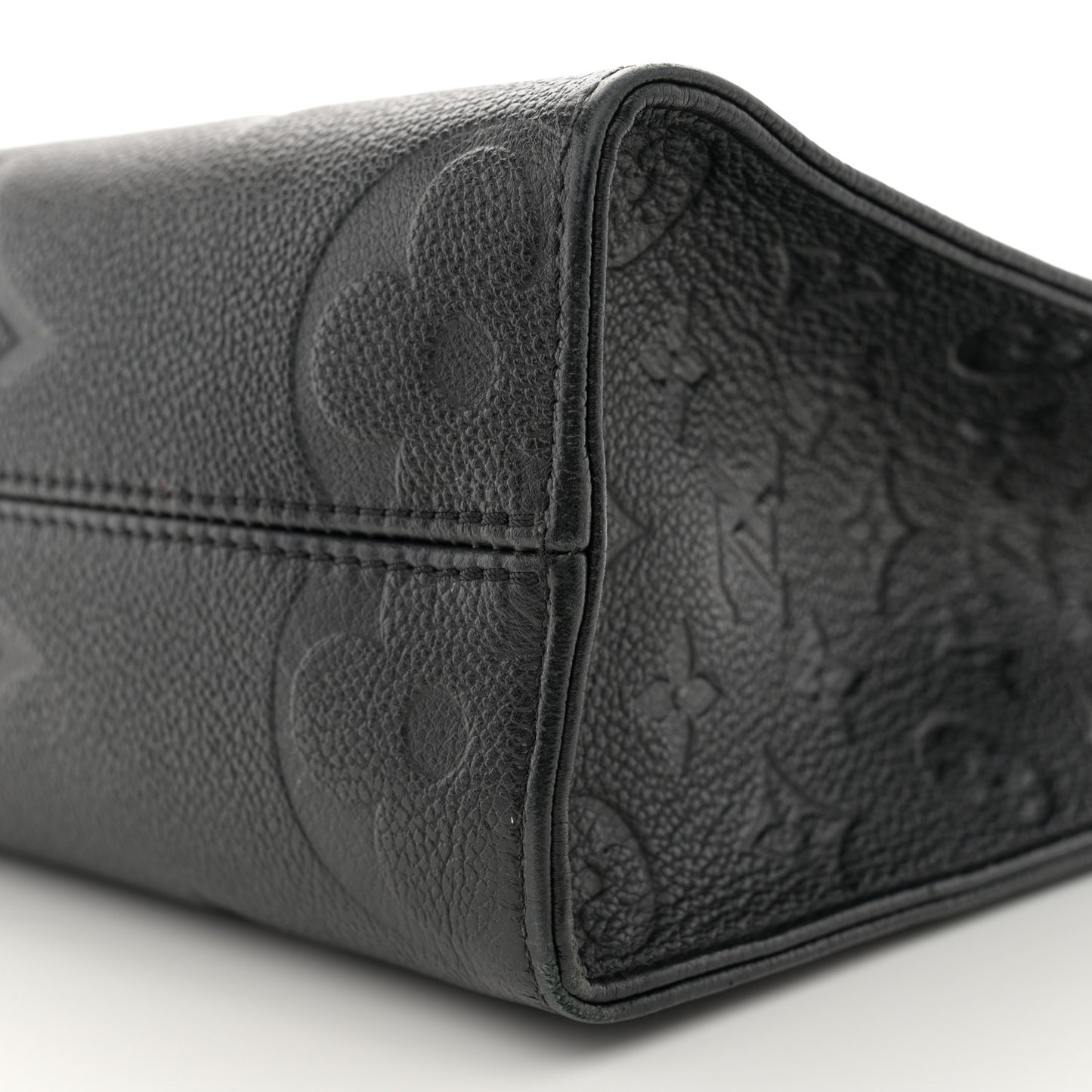 Empreinte Monogram Giant Onthego PM Black