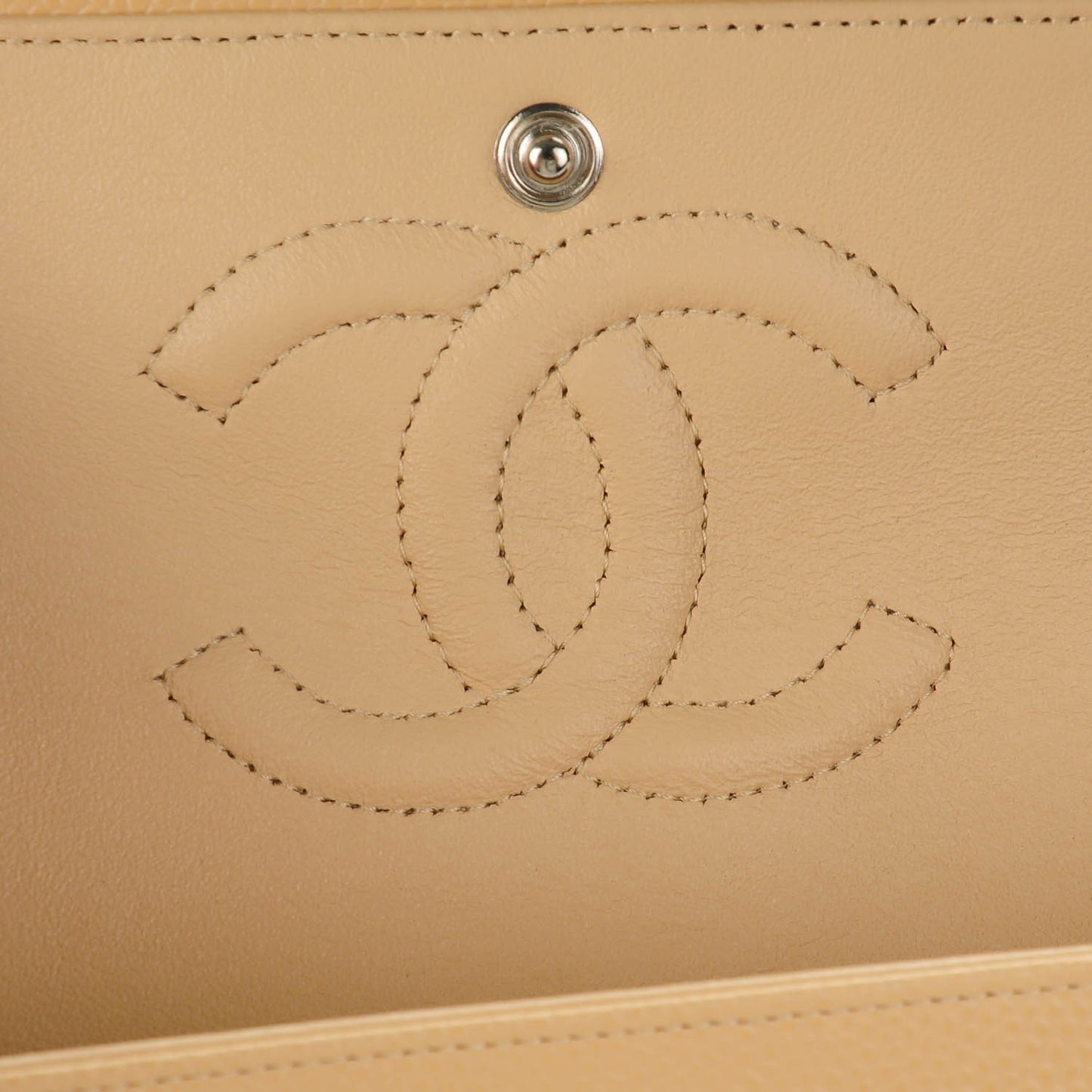 Caviar Quilted Medium Double Flap Beige Clair