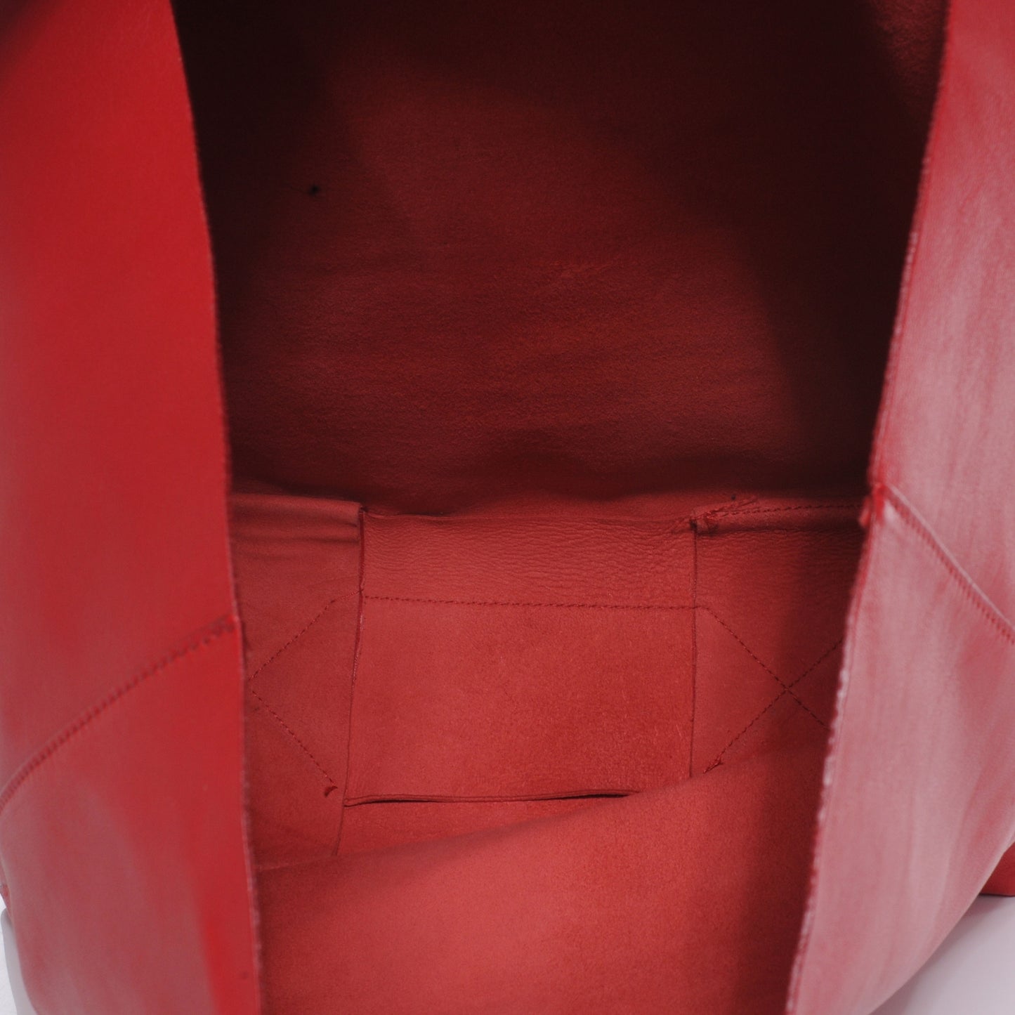 Lambskin Cabas Vertical Tote Red
