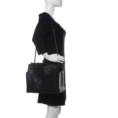 Chanel Calfskin CC Pocket Tote Black 2 of 10