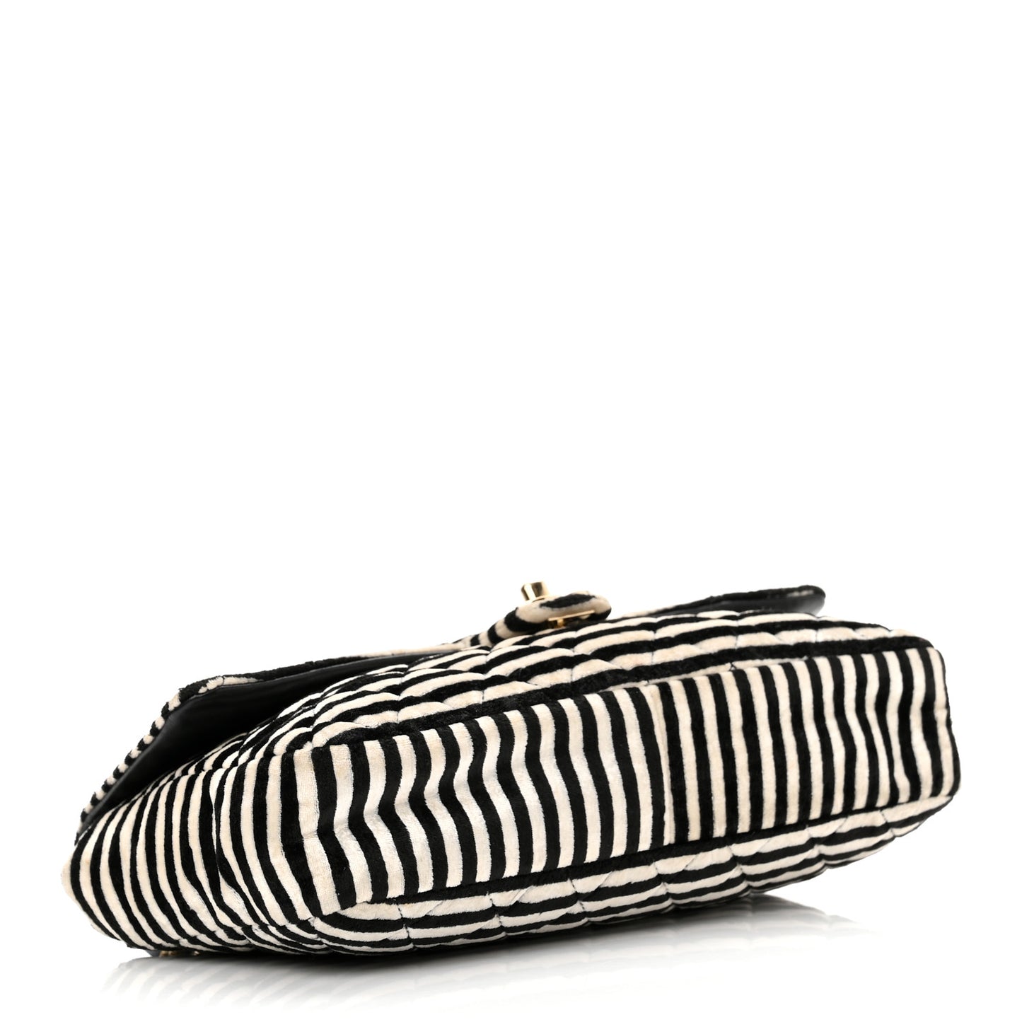 Velvet Quilted Medium Flap Black White