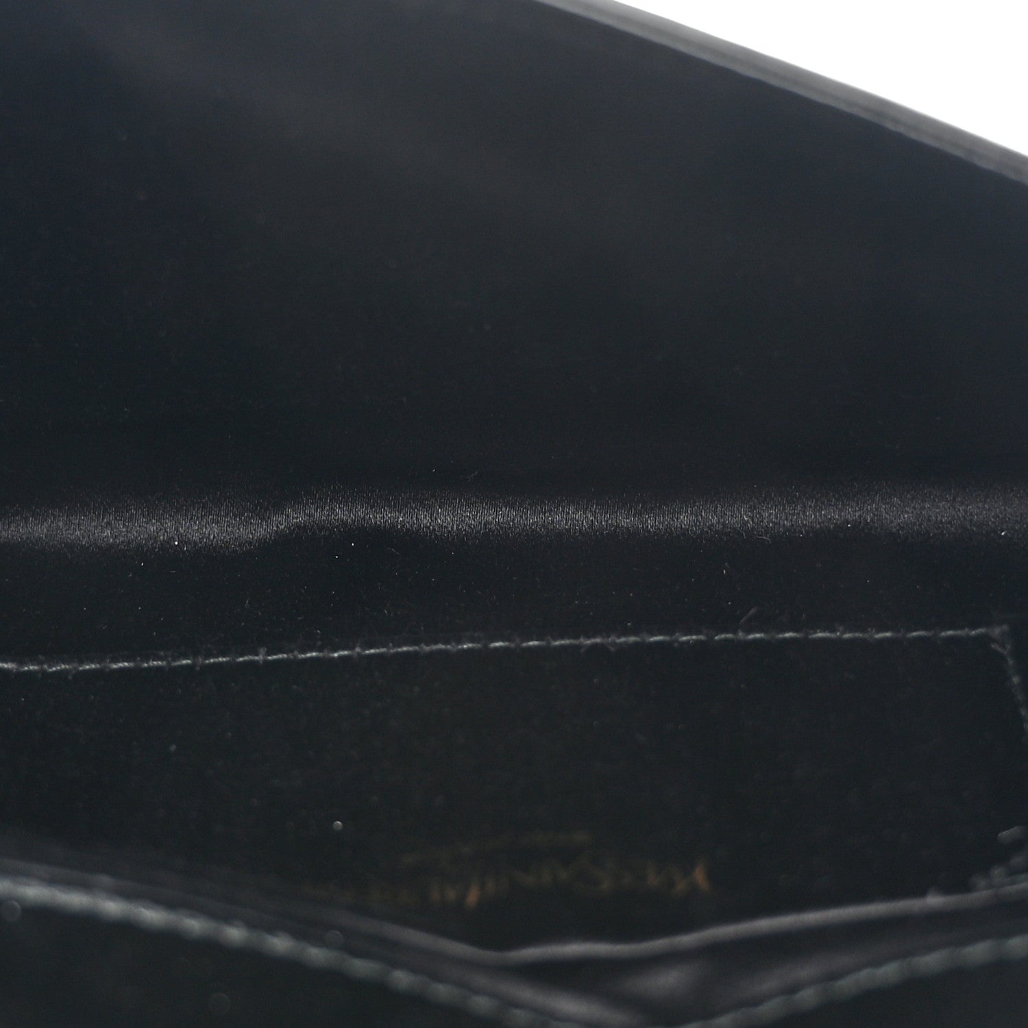 Saint Laurent Textured Patent Monogram Small Belle De Jour Clutch Black 5 of 7