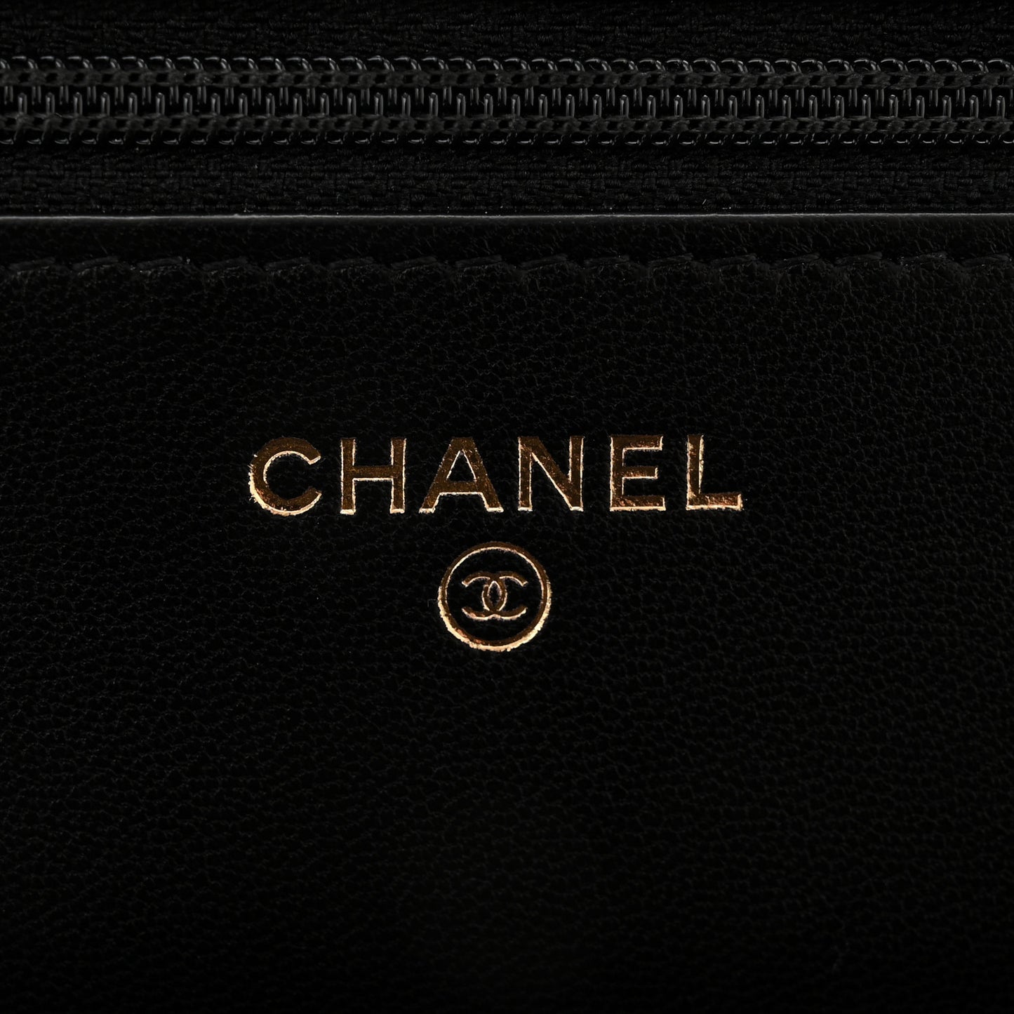 Lambskin Quilted CC Pearl Crush Wallet on Chain WOC Black