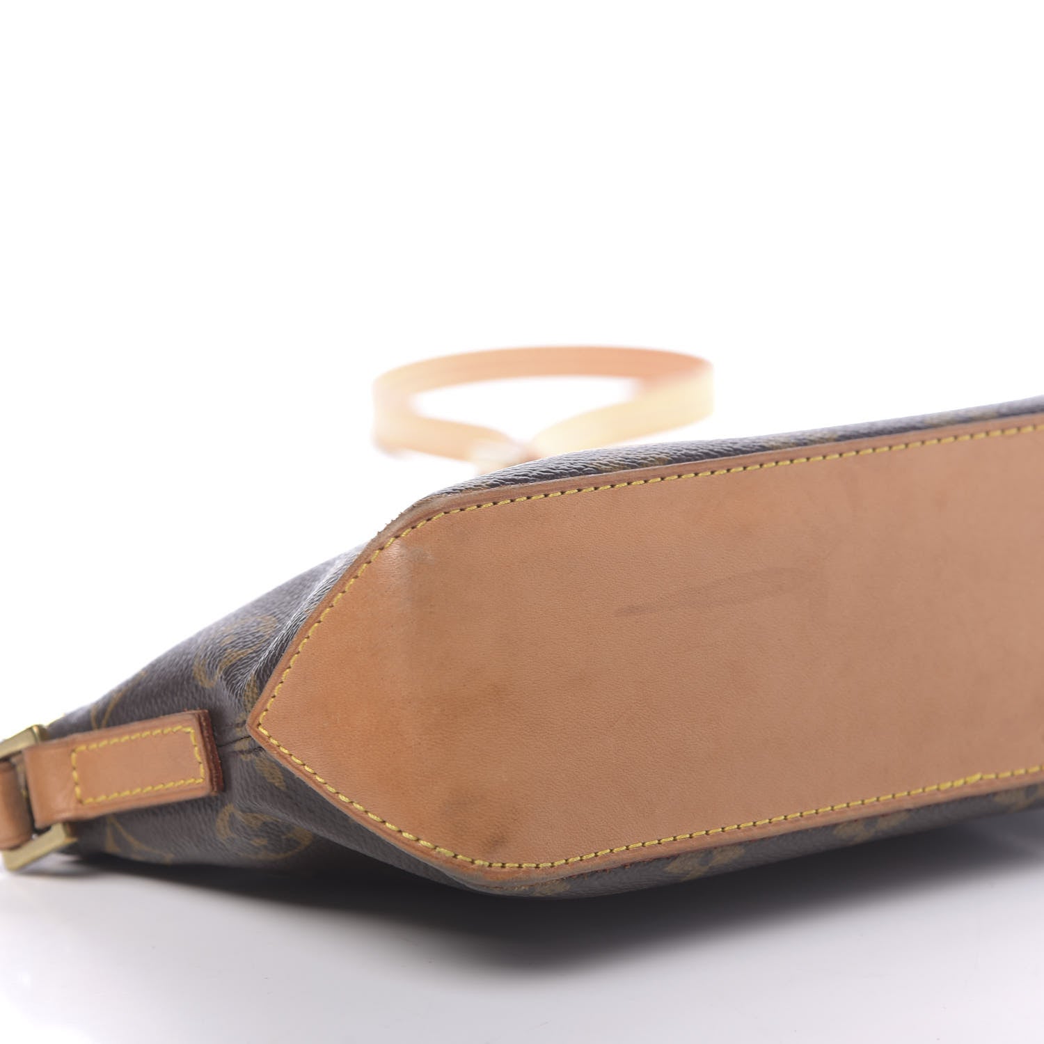Louis Vuitton Monogram Trotteur 8 of 10