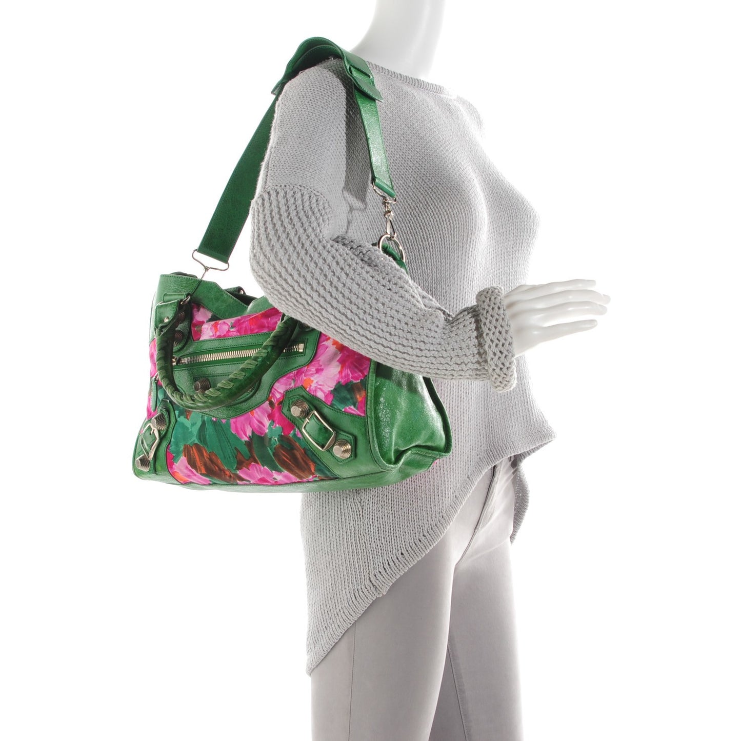 Chevre Satin Giant City Green Floral