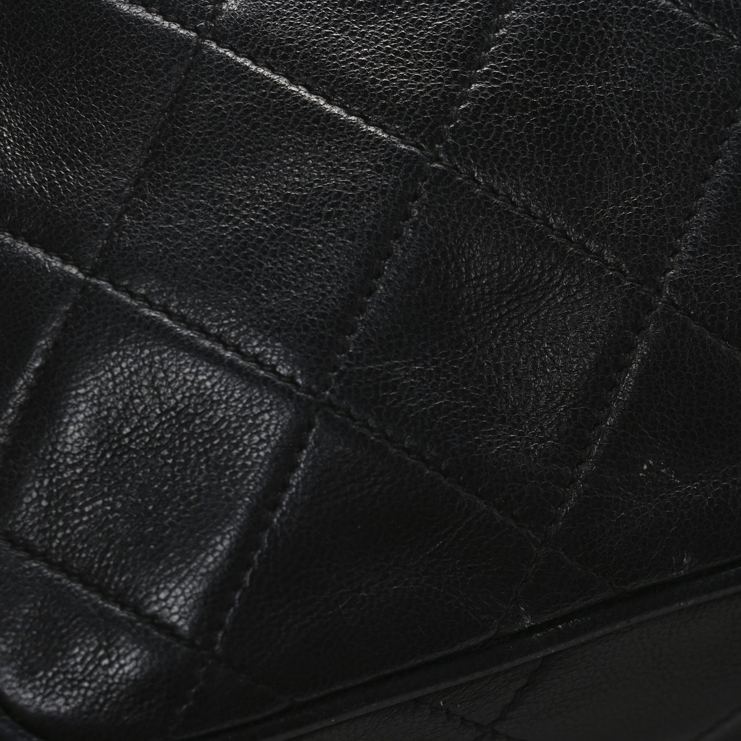 Lambskin Quilted CC Tassel Camera Case Black