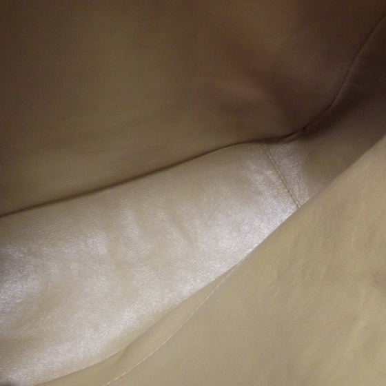 Chanel Patent Diamond Stitch Shoulder Bag 7 of 11