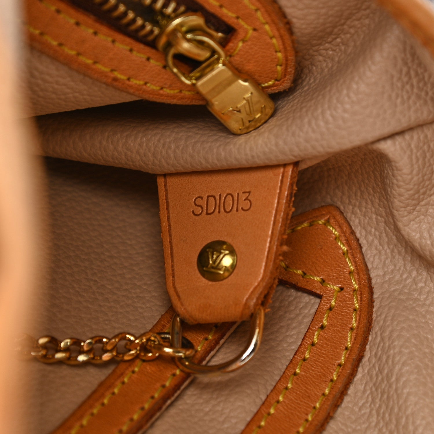 Louis Vuitton Monogram Petit Bucket 23 7 of 10