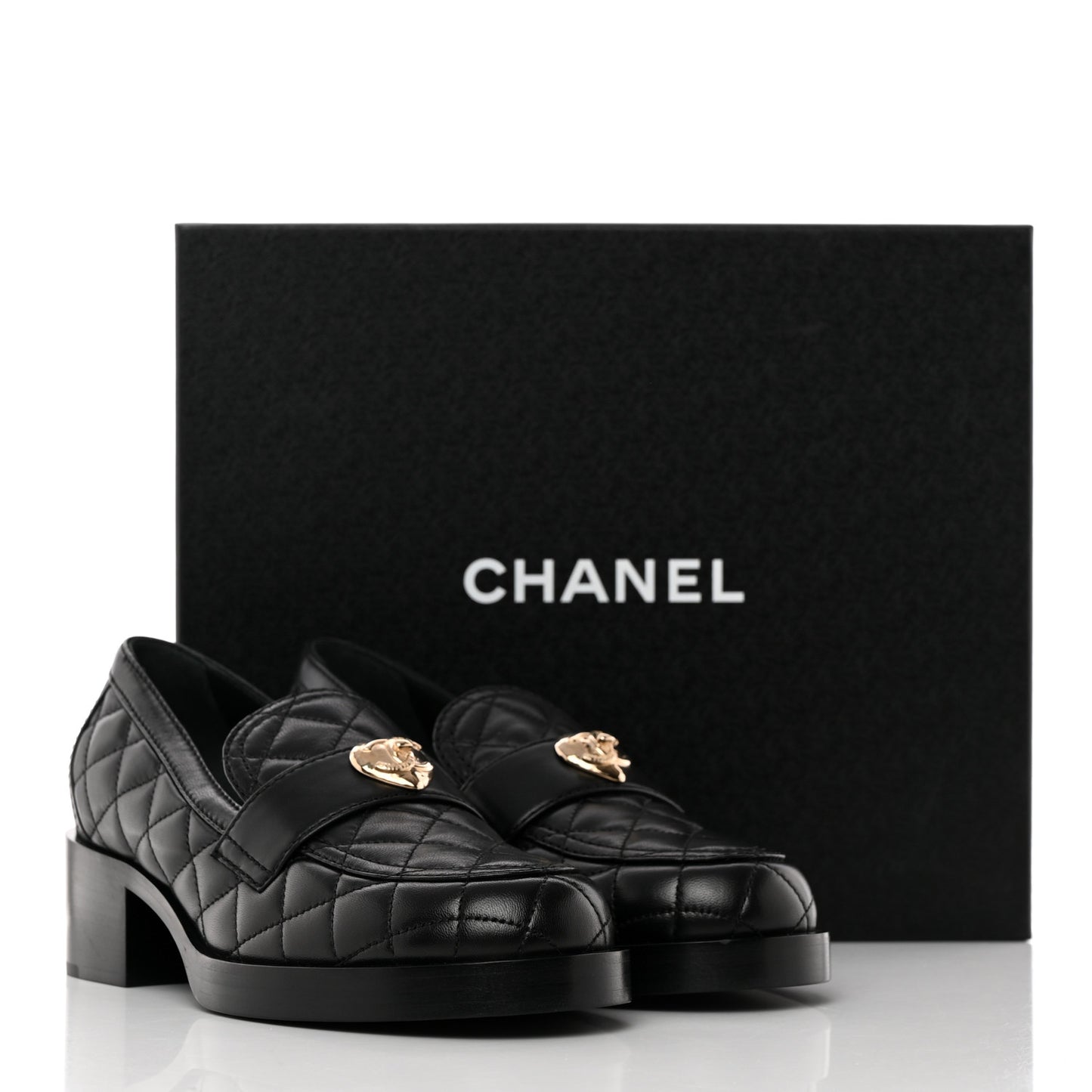 Lambskin Quilted CC Heart Loafers 38 Black