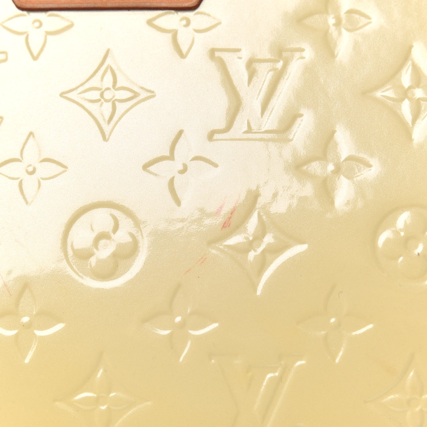 Louis Vuitton Vernis Brea MM Blanc Corail 13 of 15
