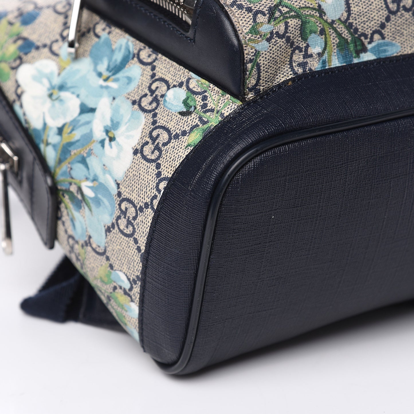 GG Supreme Monogram Blooms Small Day Backpack Blue