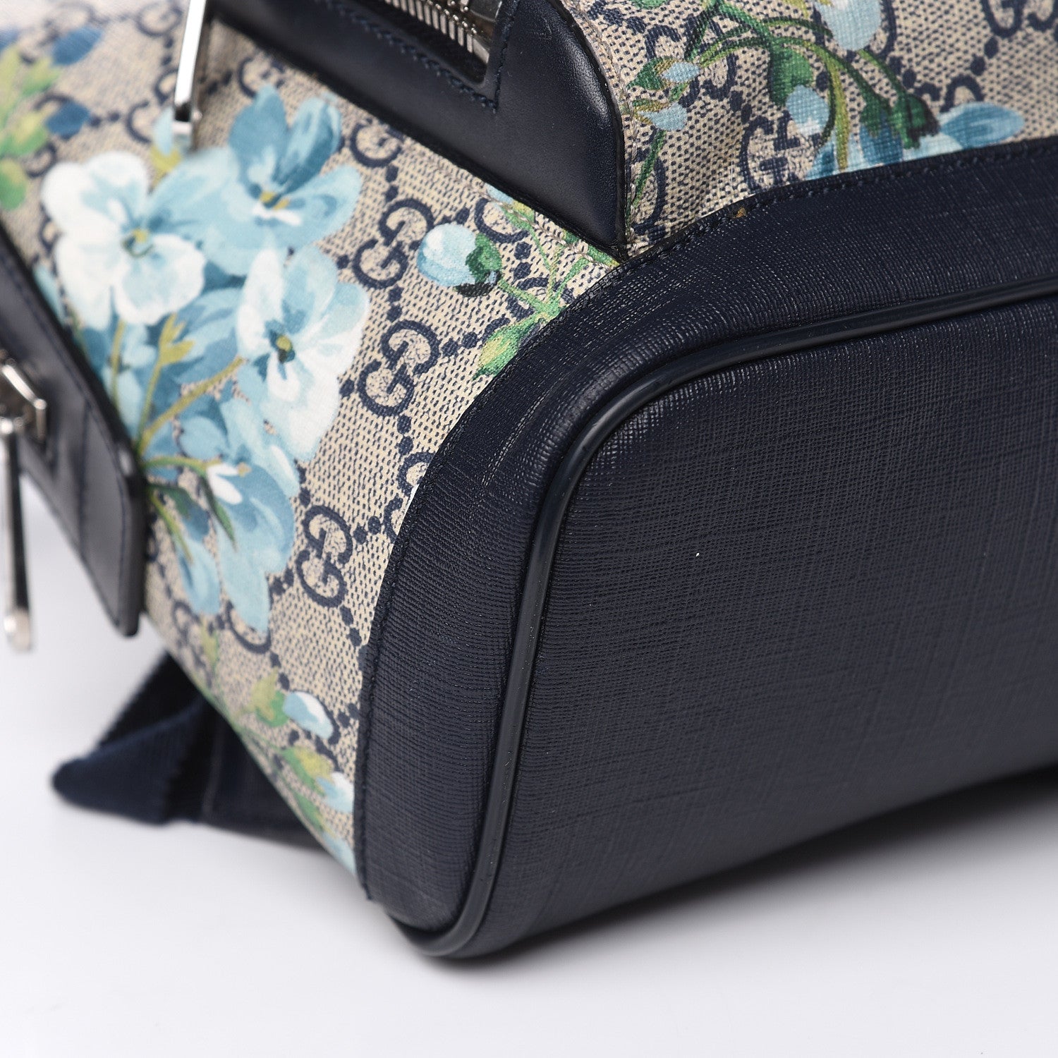 Gucci GG Supreme Monogram Blooms Small Day Backpack Blue 8 of 15