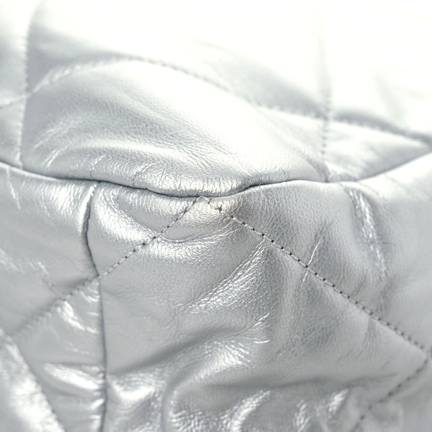Metallic Goatskin Quilted Maxi Chanel 19 Flap Silver