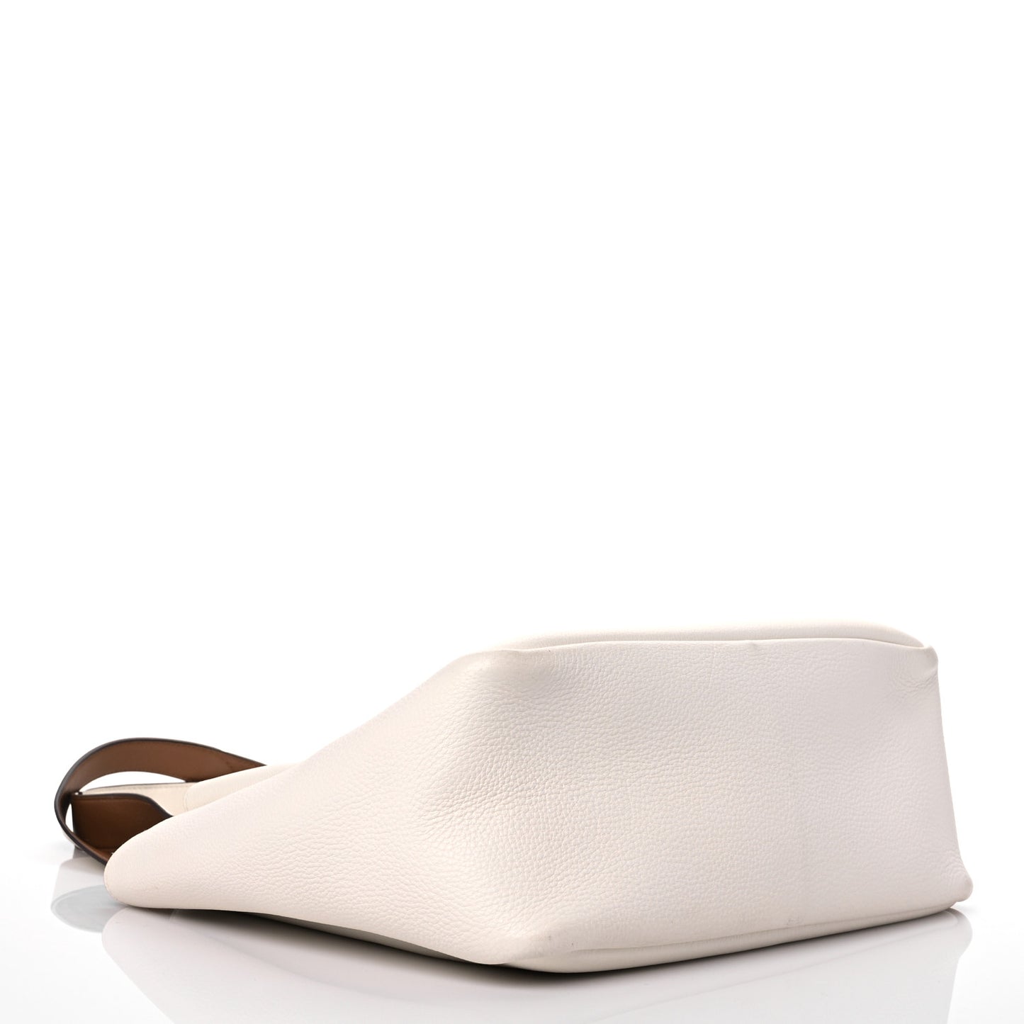 Vitello Daino Dynamique Tote White Caramel