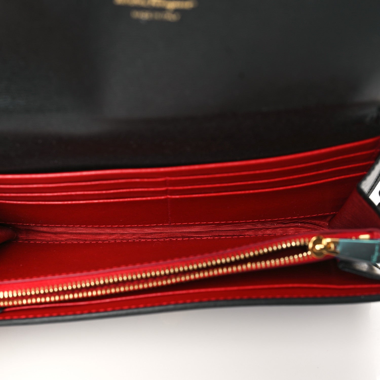 Salvatore Ferragamo Calfskin City Wallet On Chain Black Lipstick 5 of 8