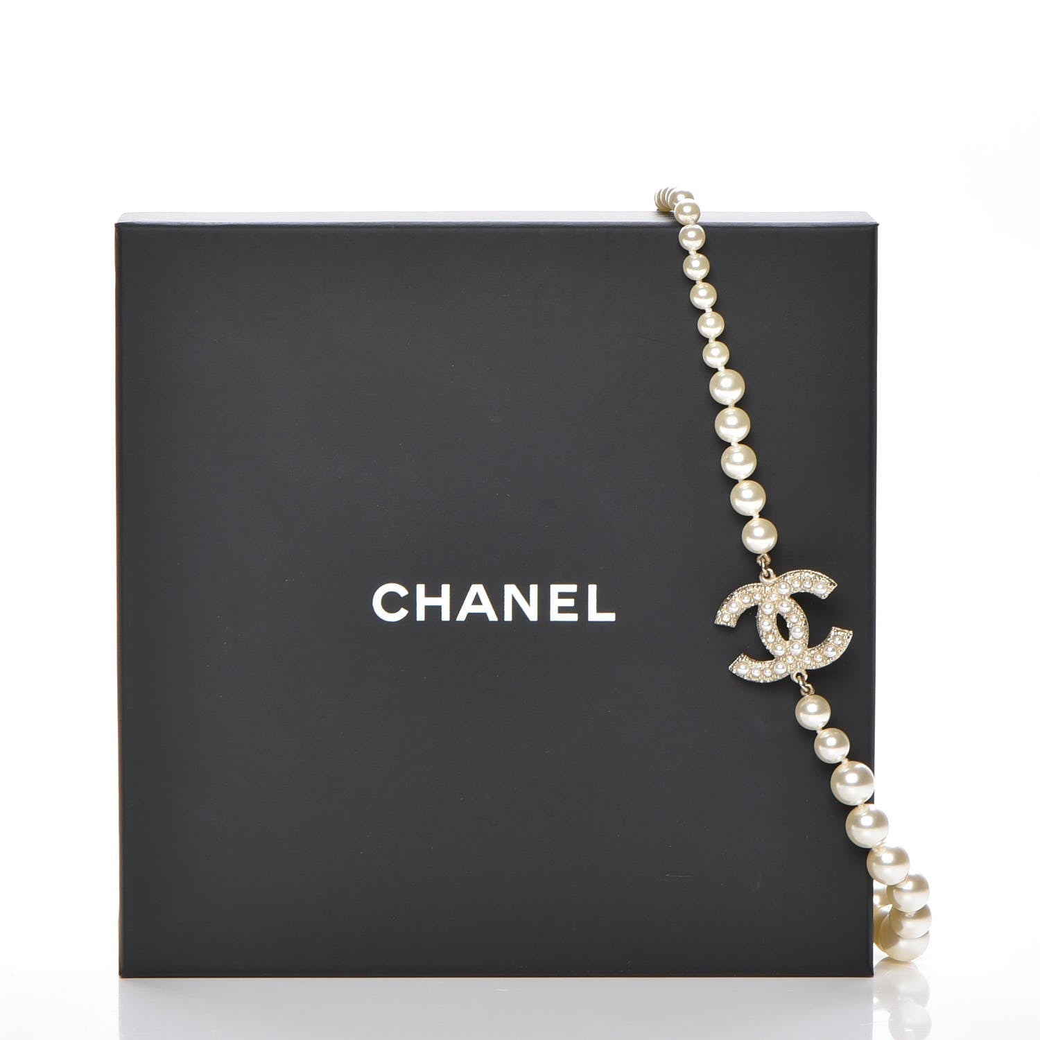 Chanel Graduated Pearl CC Short Necklace Gold 7 of 7