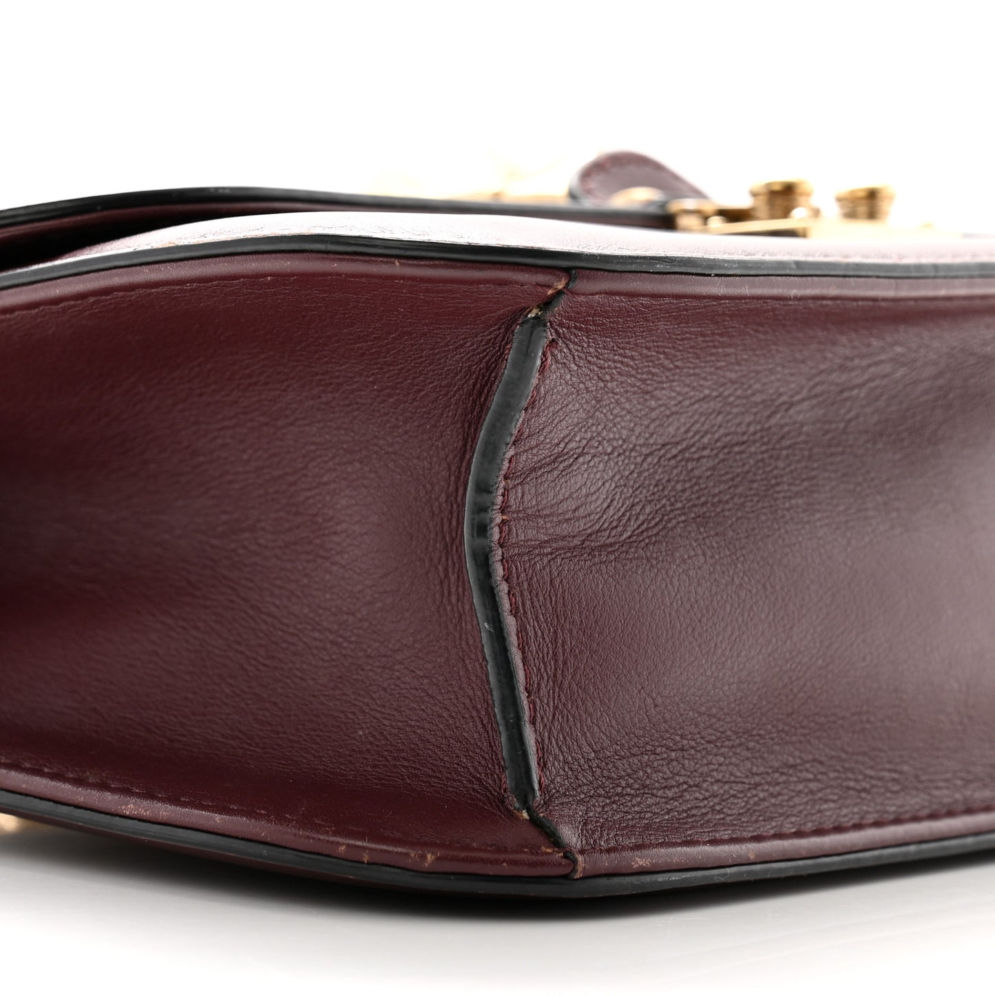 Vitello Medium Glam Lock Rockstud Flap Rubin