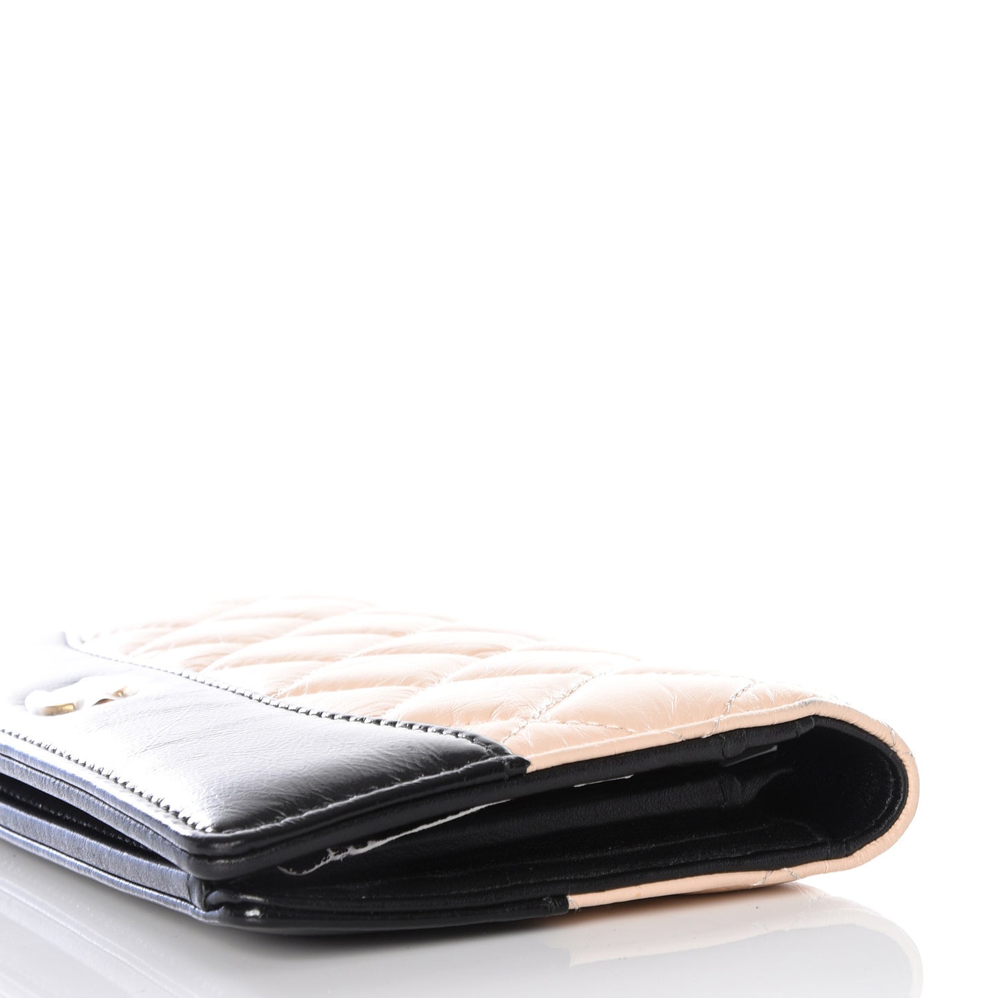 Aged Calfskin Quilted Gabrielle Yen Wallet Beige Black