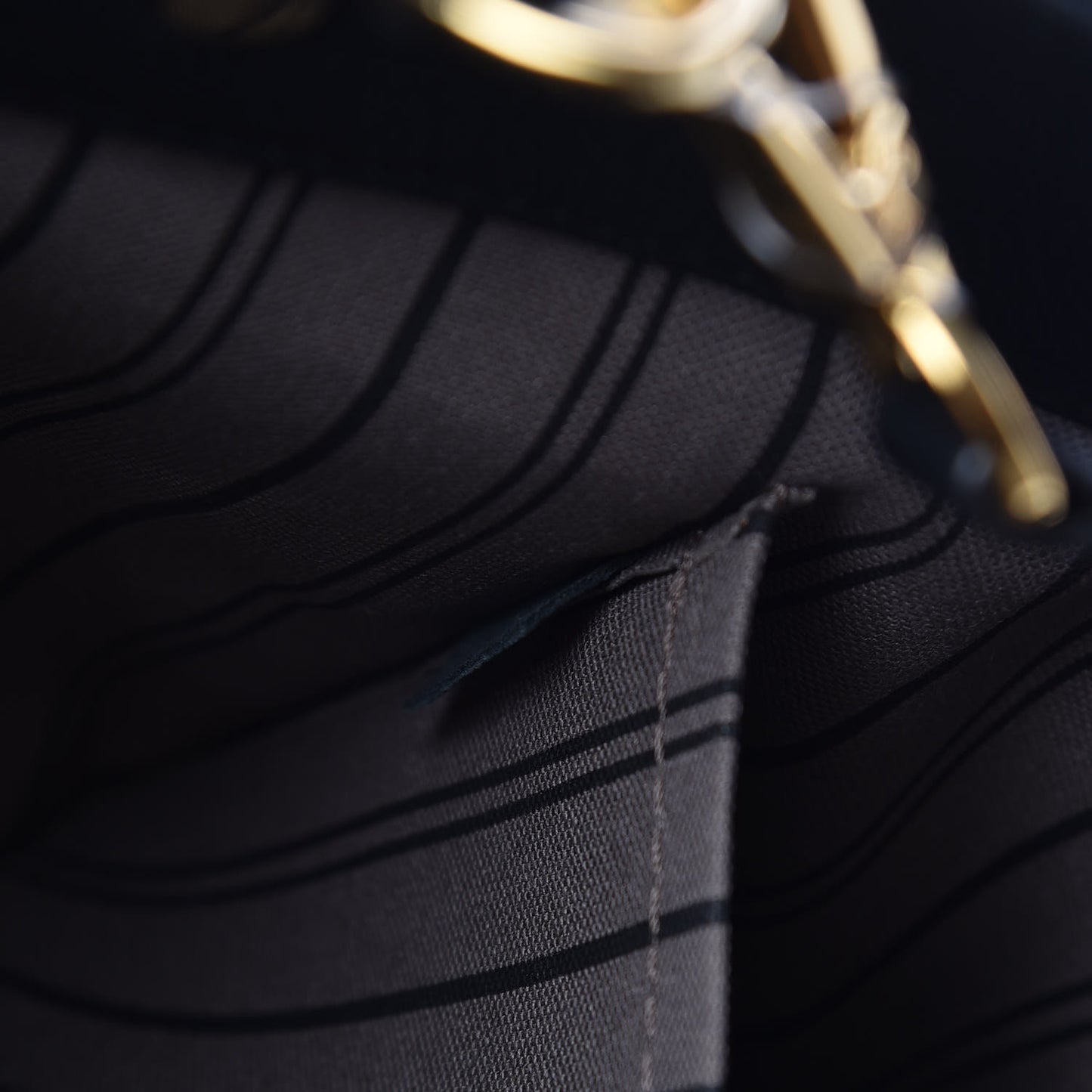 Empreinte Montaigne GM Black