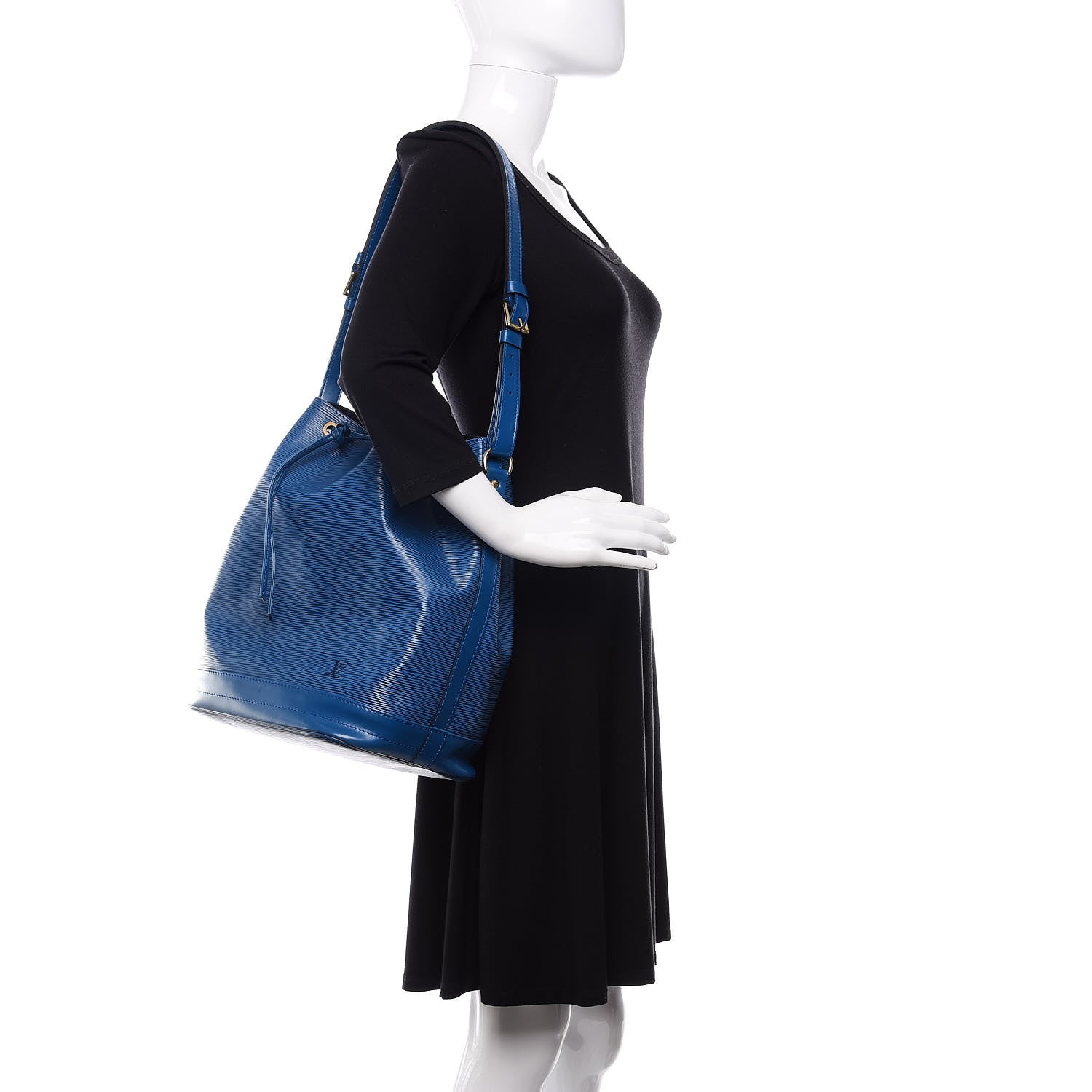 Louis Vuitton Epi Noe Toledo 2 of 12