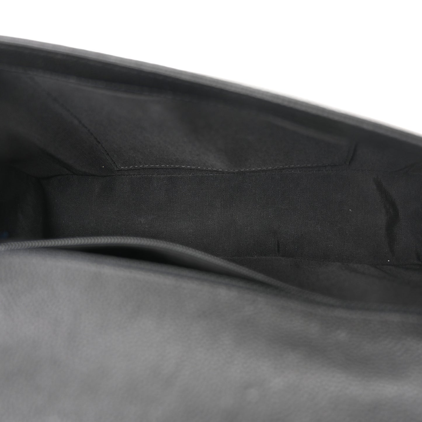 Caviar Quilted New Medium Boy Flap Black