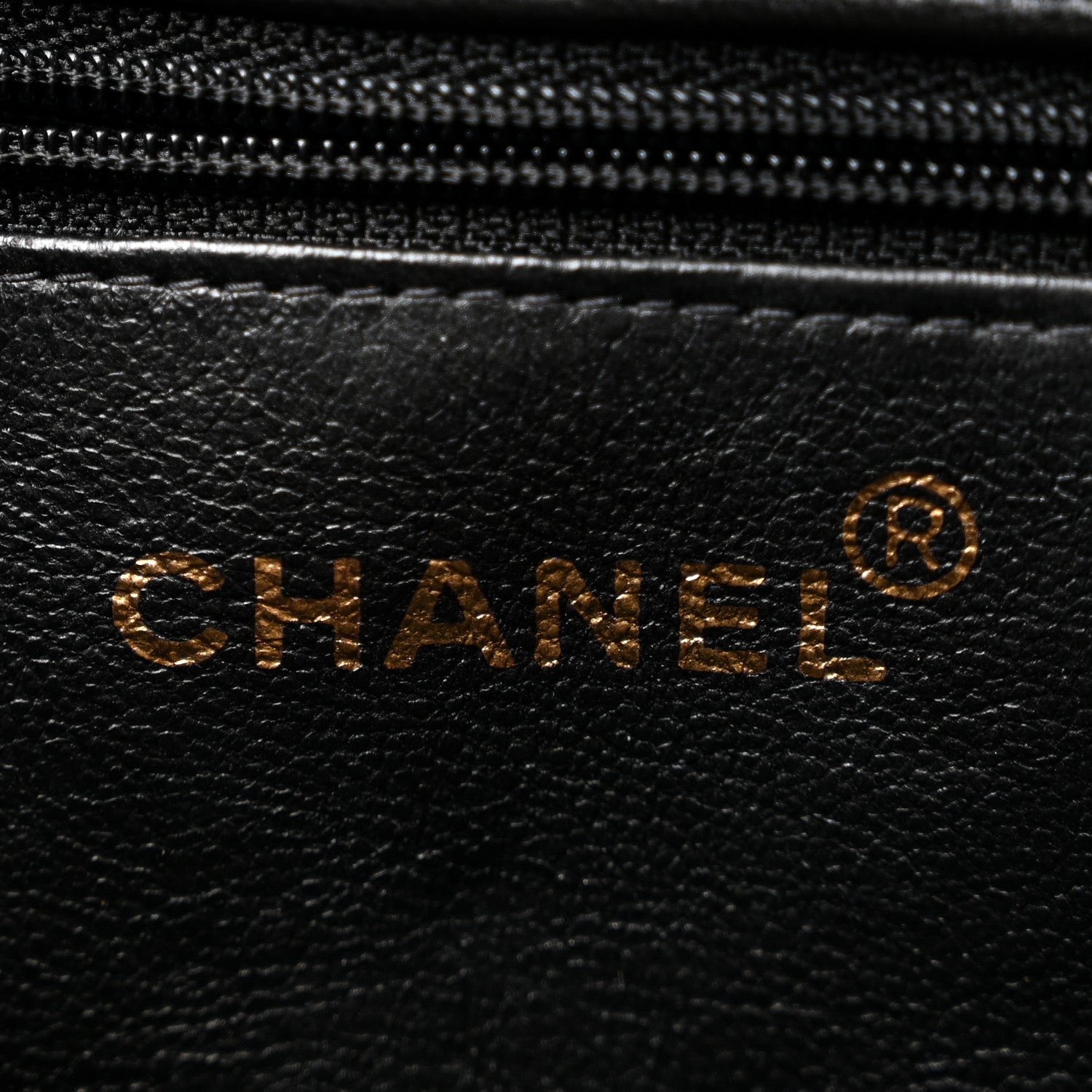 Chanel Patent Quilted CC Shoulder Bag Black 6 of 11