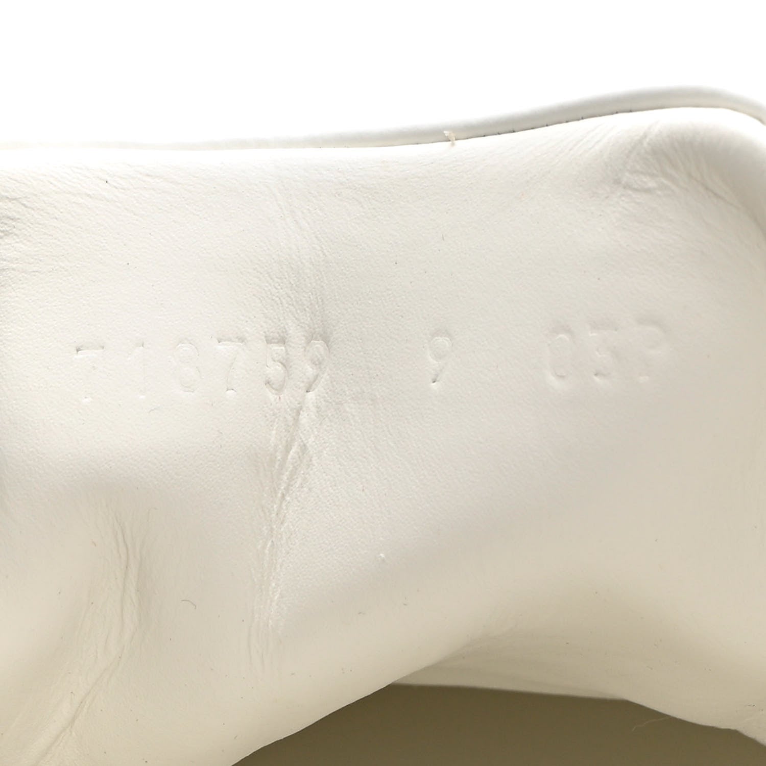 Gucci Calfskin Interlocking G Perforated Mens Ace Sneakers 9 White Grey Sky 6 of 11