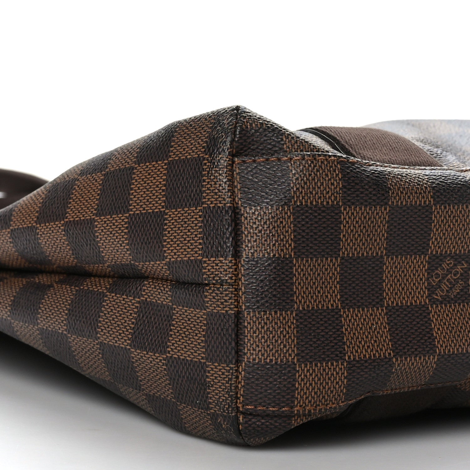 Louis Vuitton Damier Ebene Beaubourg 7 of 8