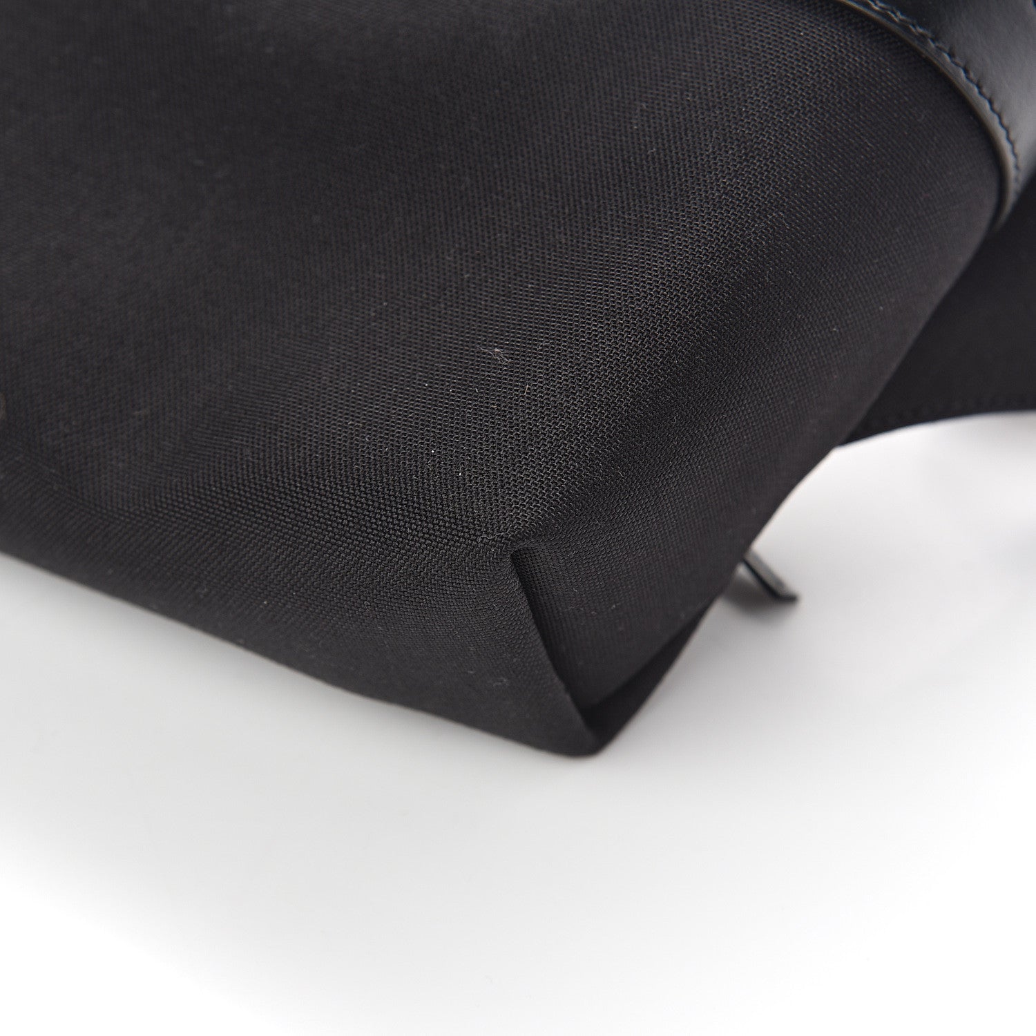 Saint Laurent Canvas Calfskin City Belt Bag Black 5 of 7