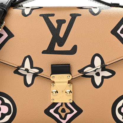 Louis Vuitton Monogram Giant Wild At Heart Pochette Metis Arizona 7 of 11