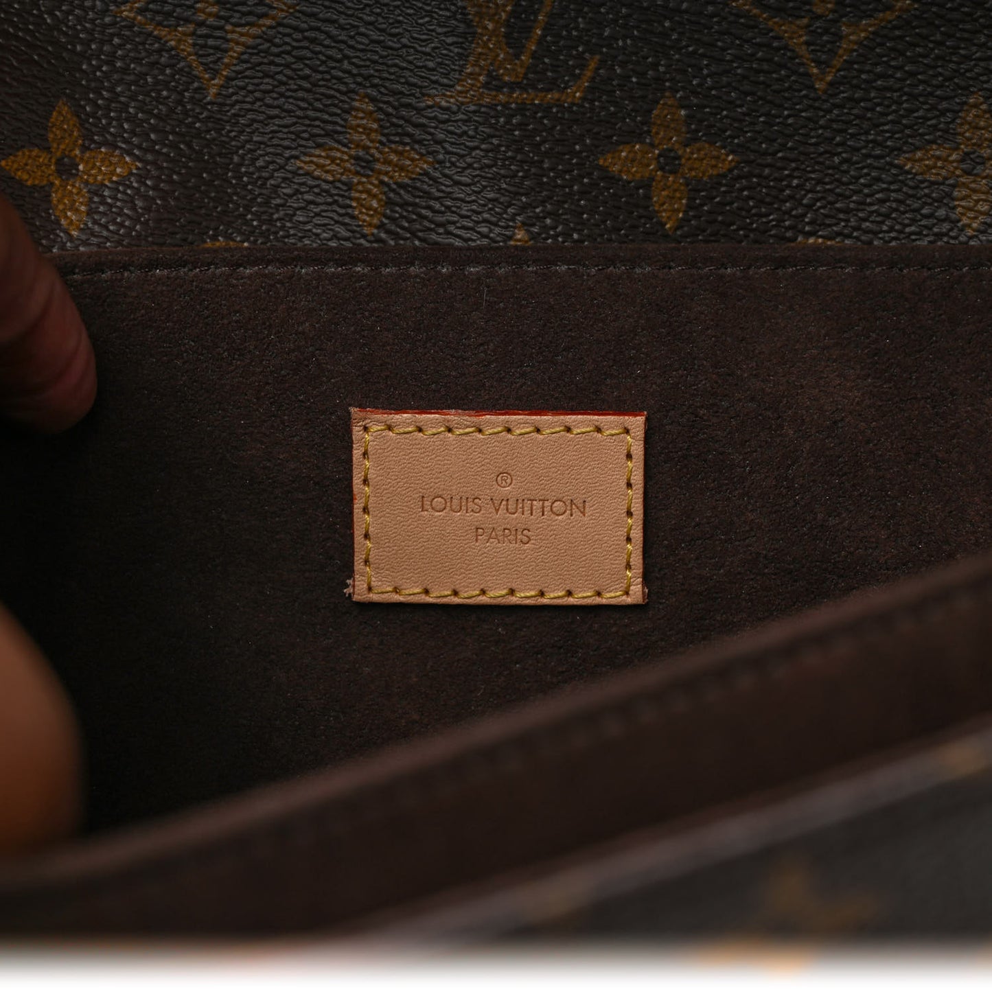 Monogram Pochette Metis