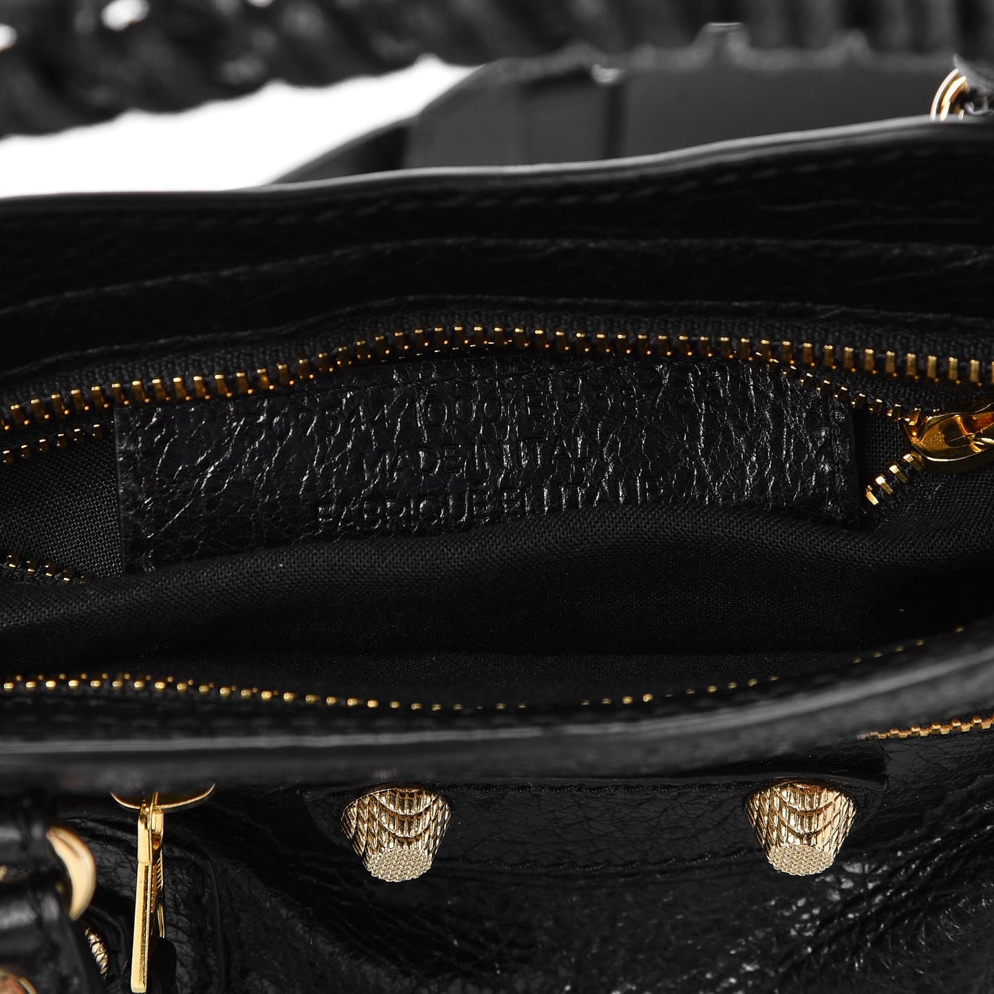 Agneau Giant 12 Gold Hardware Mini City Black